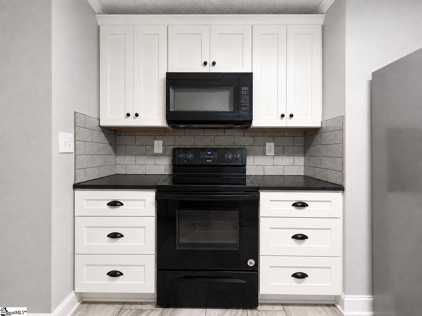 200 Carolina Avenue Property Photo 12