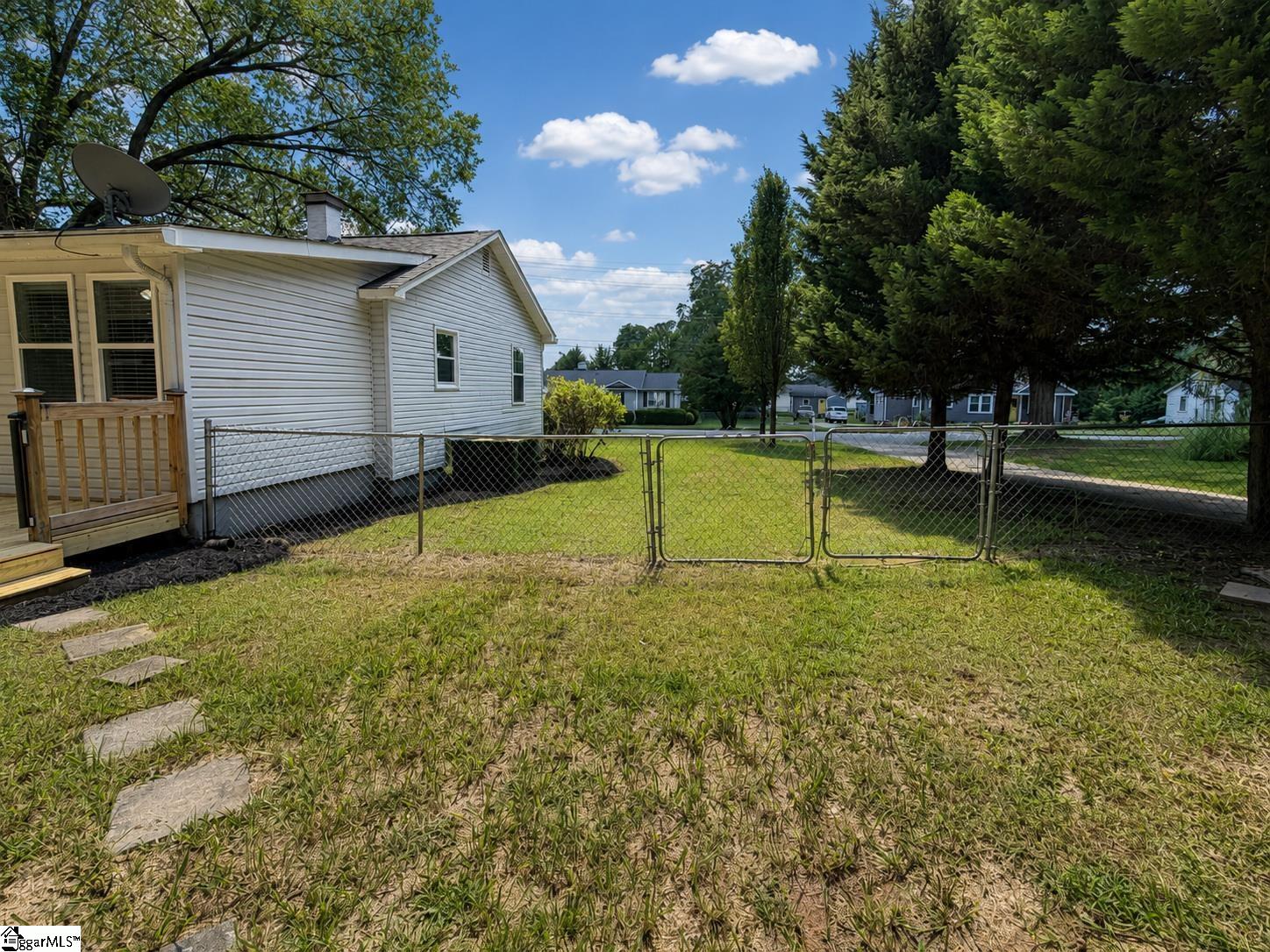 200 Carolina Avenue Property Photo 36