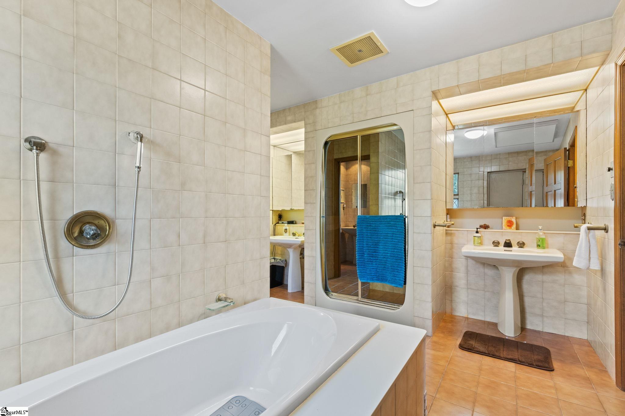 297 Woodall Mountain Road Property Photo 17
