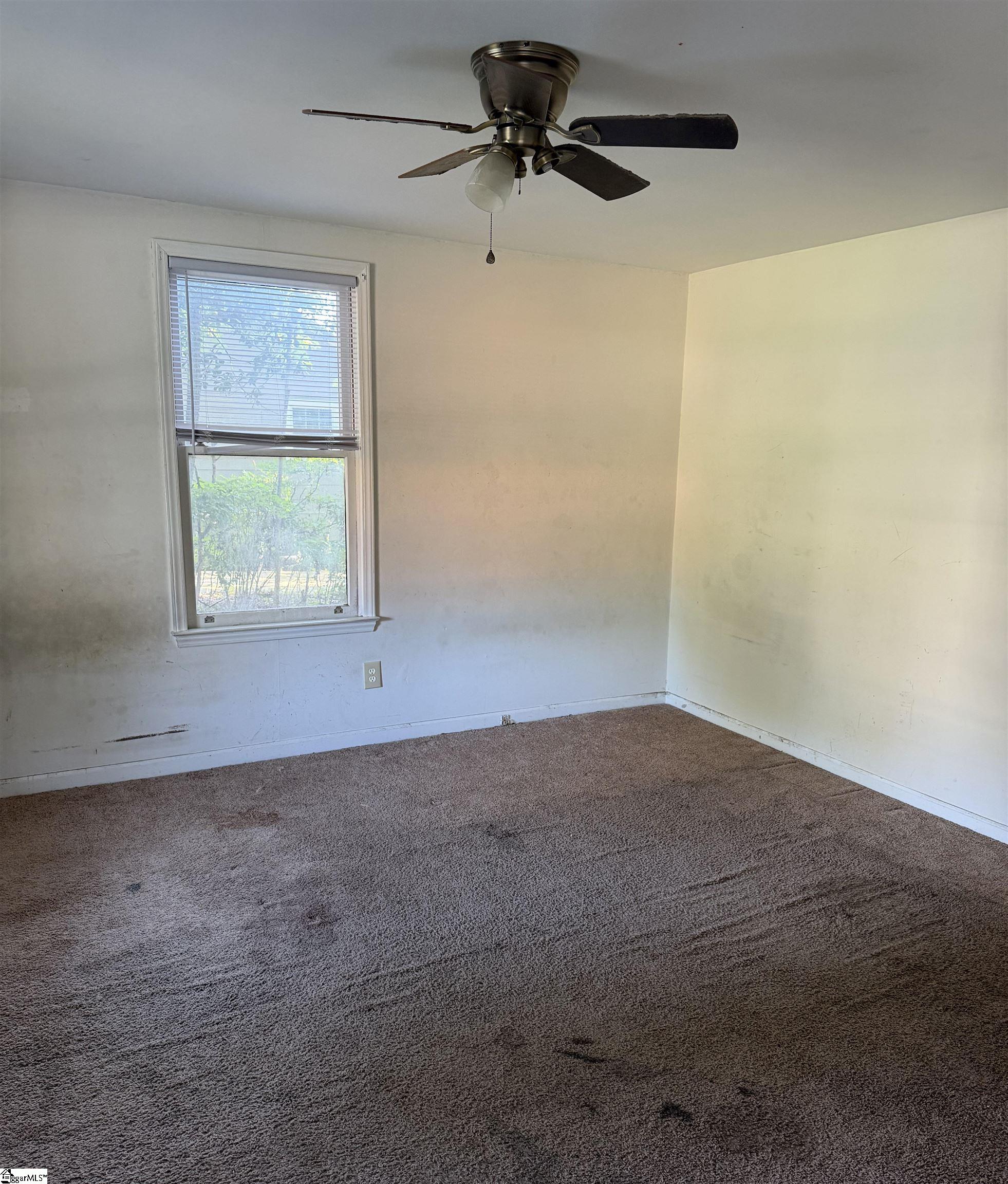 25 Moody Street Property Photo 11