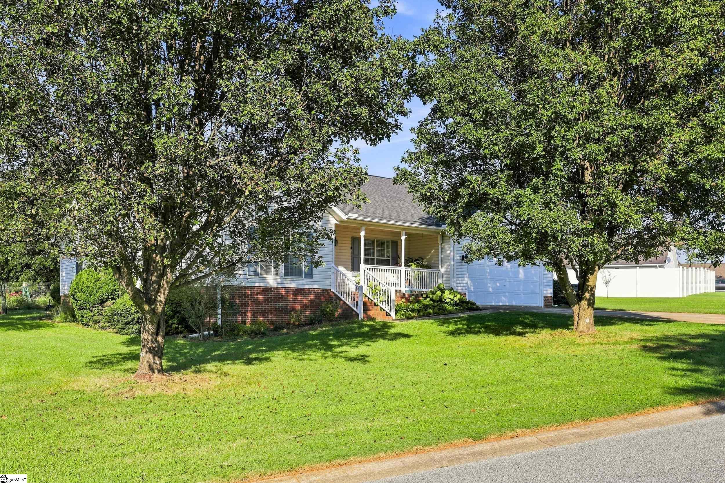 6 Duer Way Property Photo 5