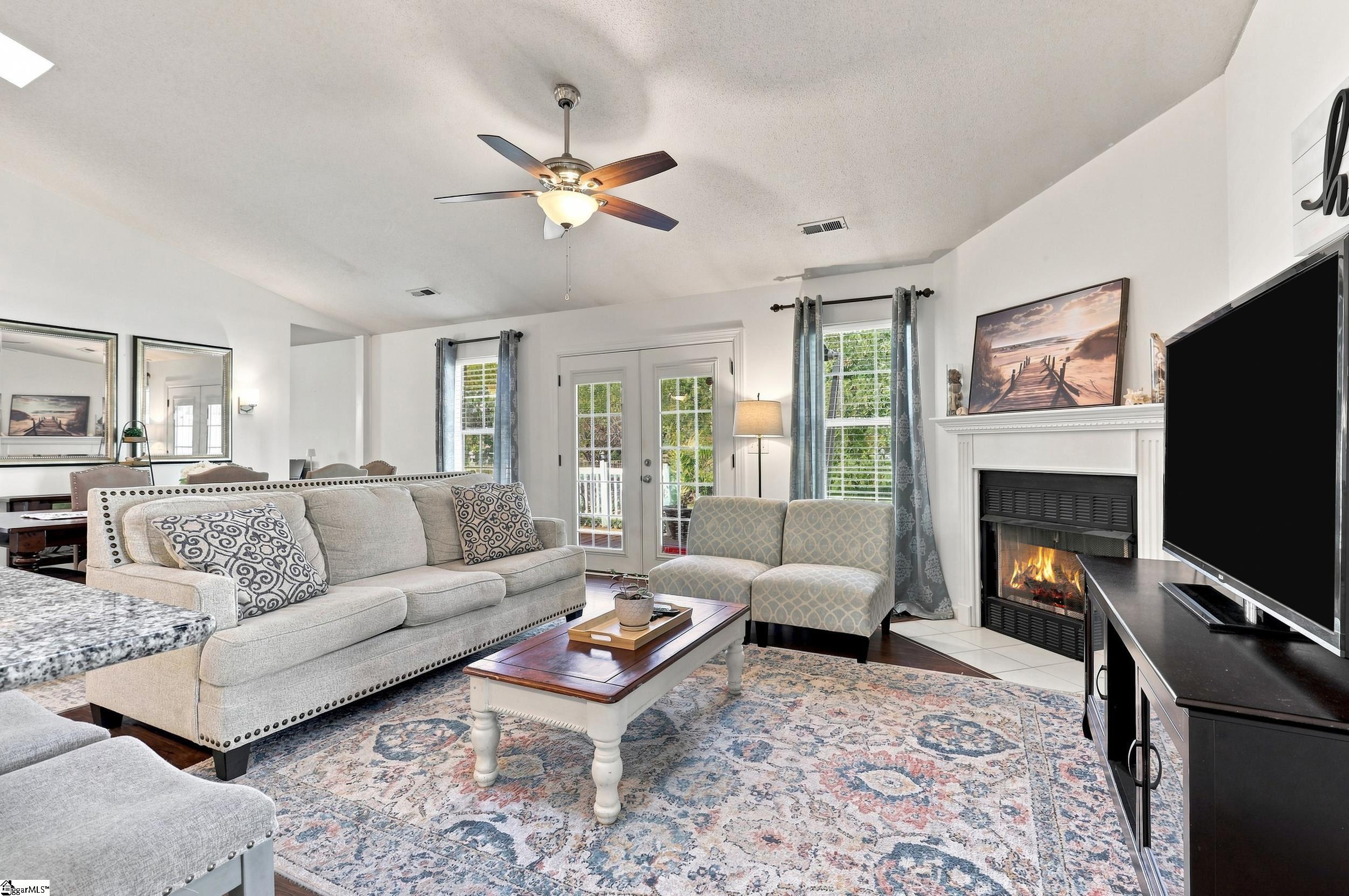 6 Duer Way Property Photo 14