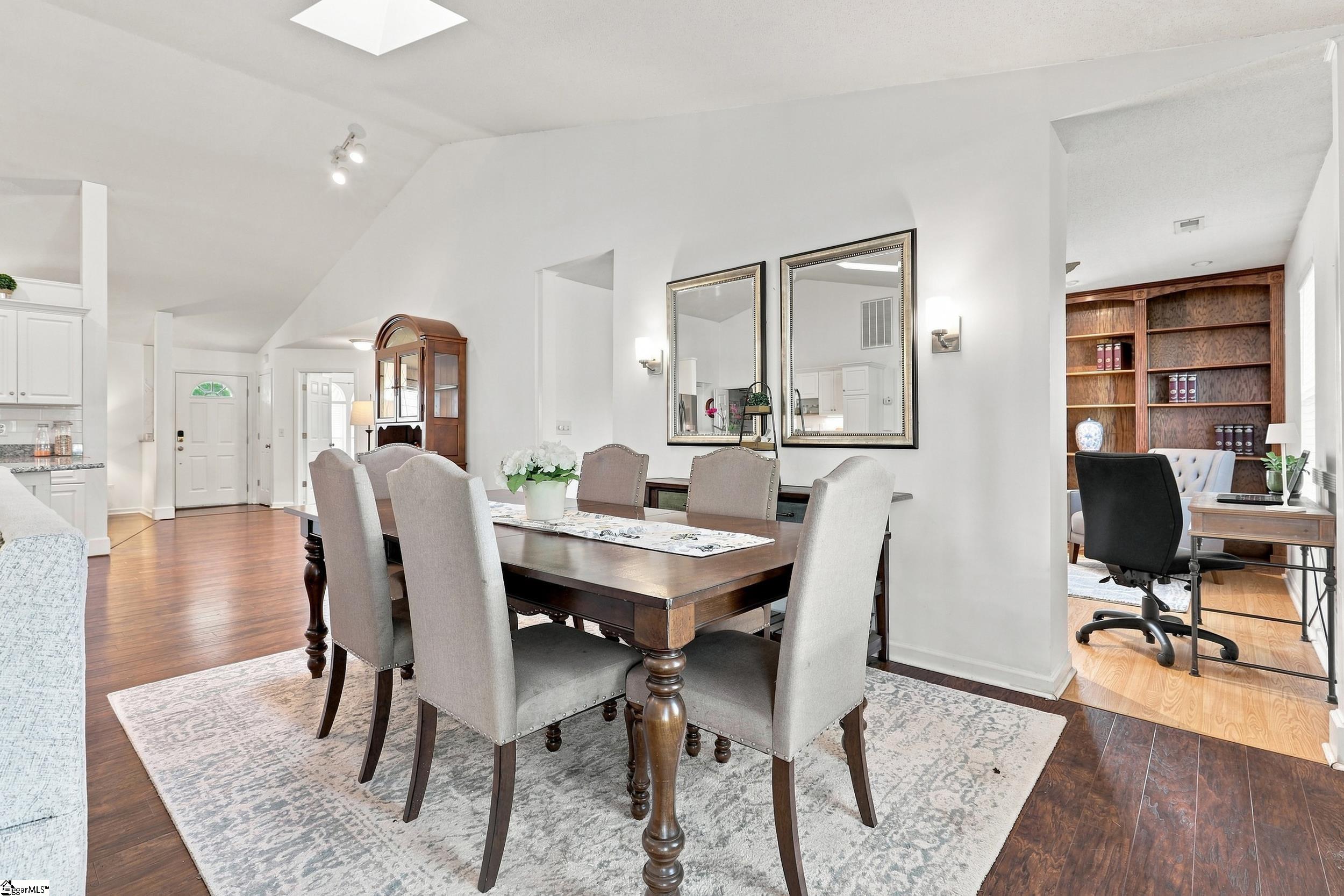 6 Duer Way Property Photo 15