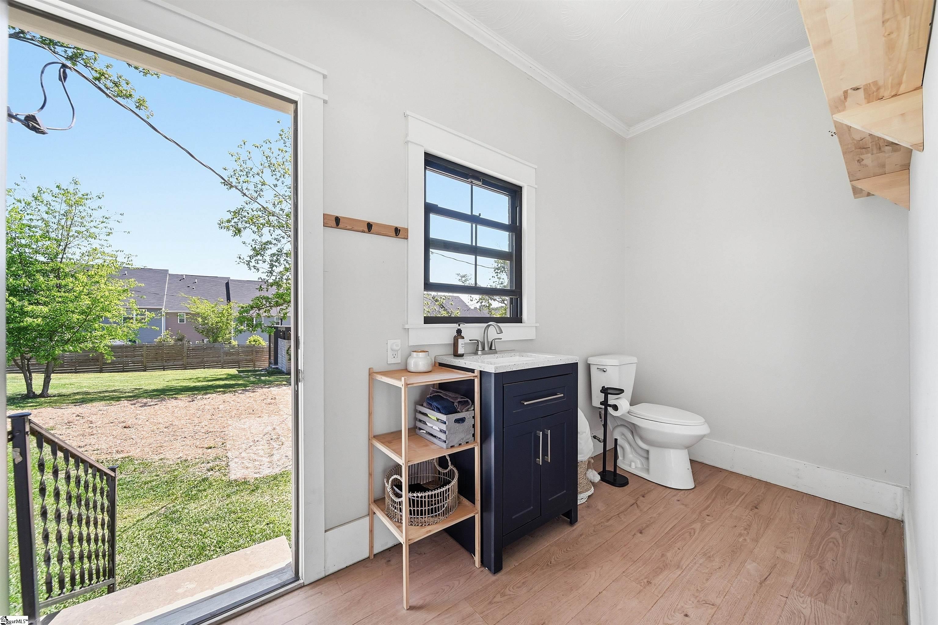 205 Wadsworth Road Property Photo 22