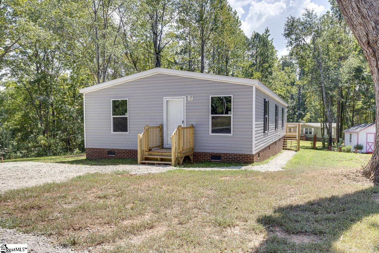 135 Layton Drive Property Photo 3