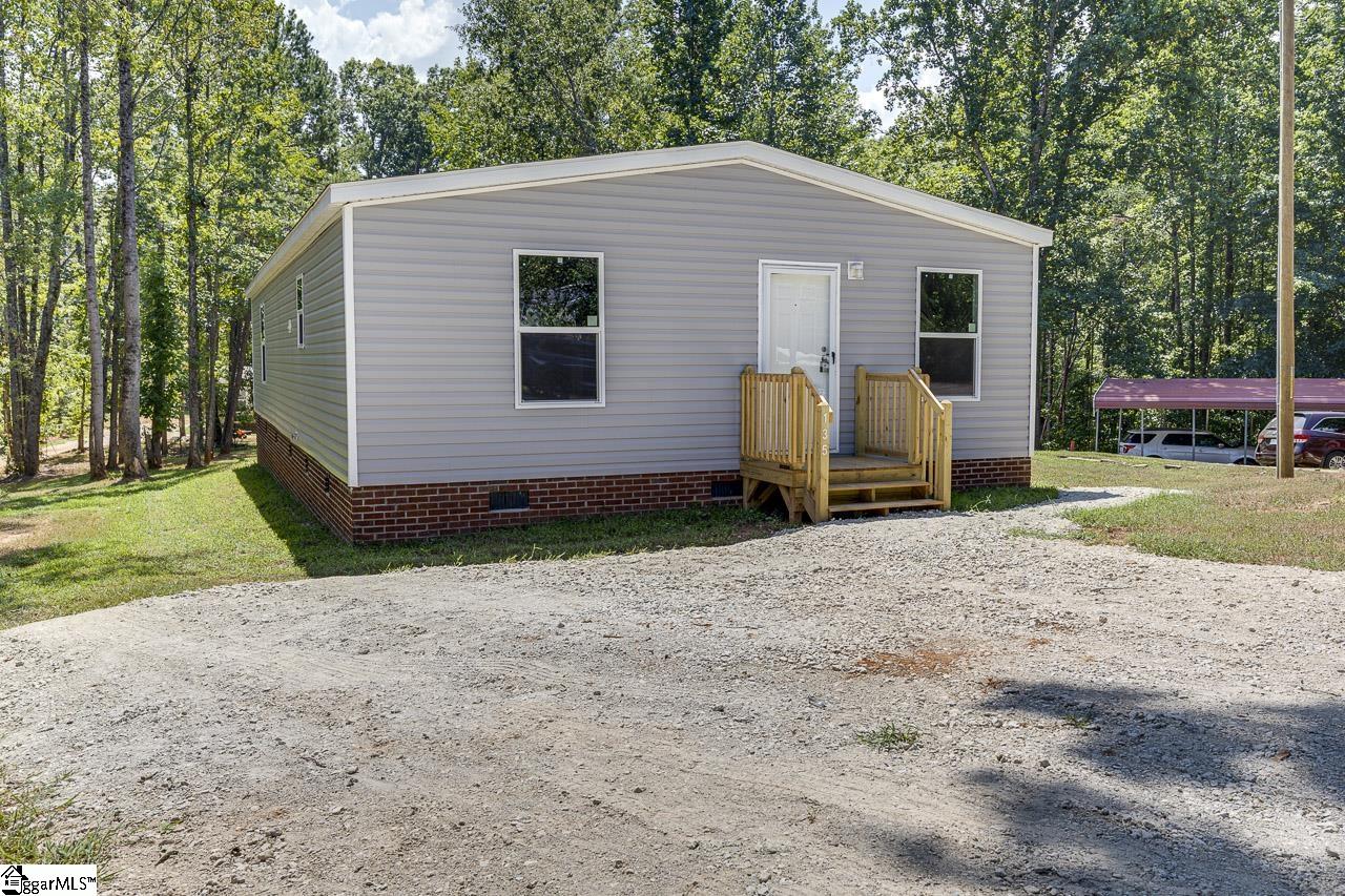 135 Layton Drive Property Photo 4