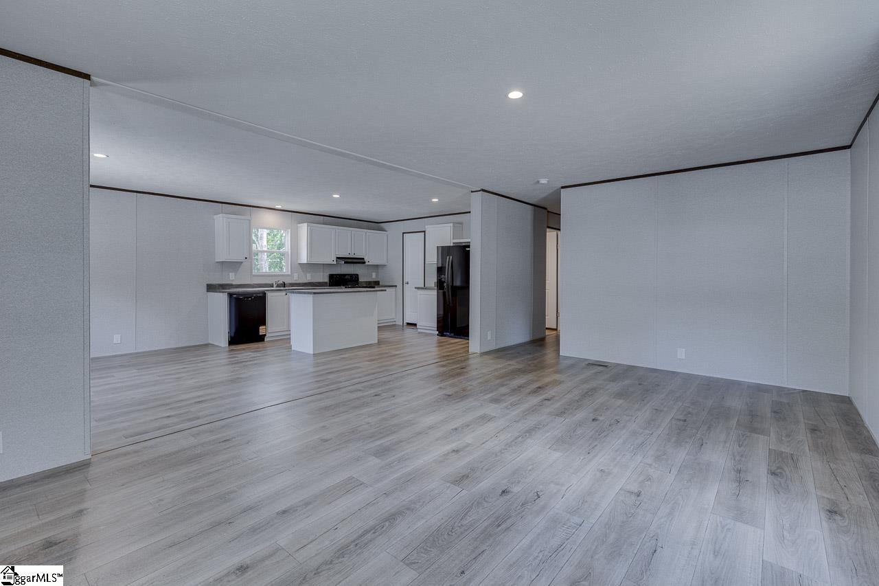 135 Layton Drive Property Photo 10
