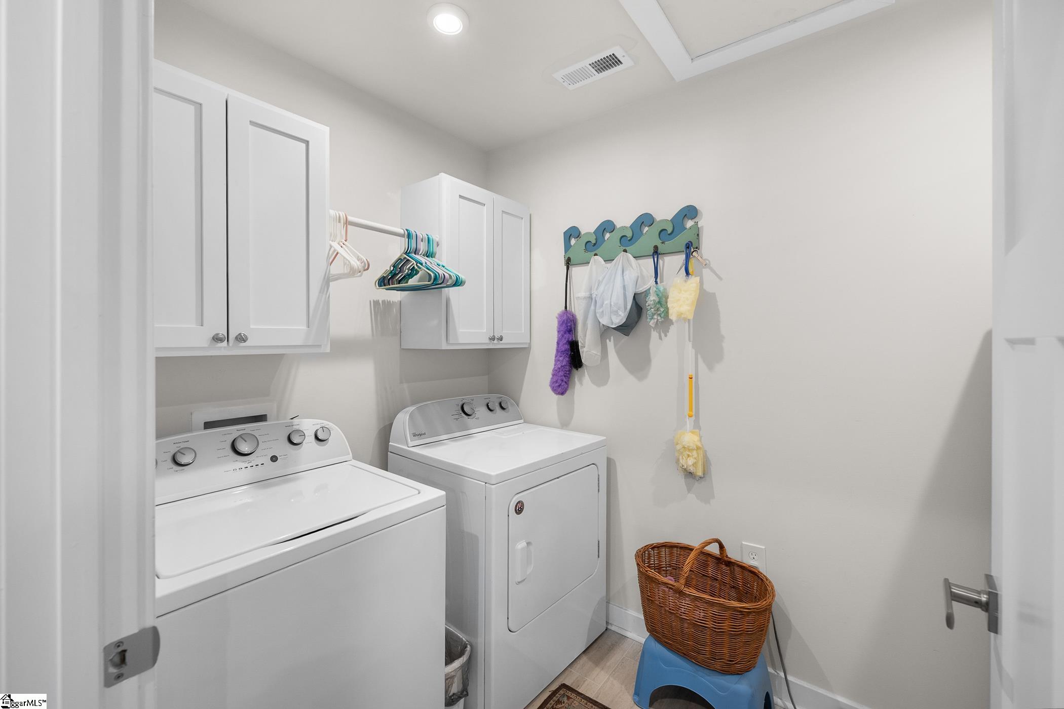 906 Blue Willow Court Property Photo 18
