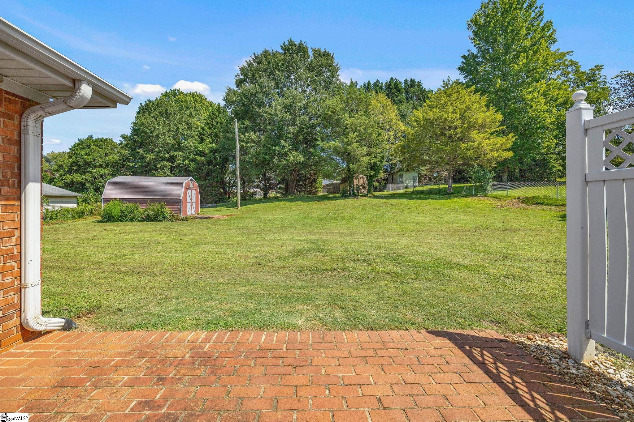 118 Willowood Drive Property Photo 24
