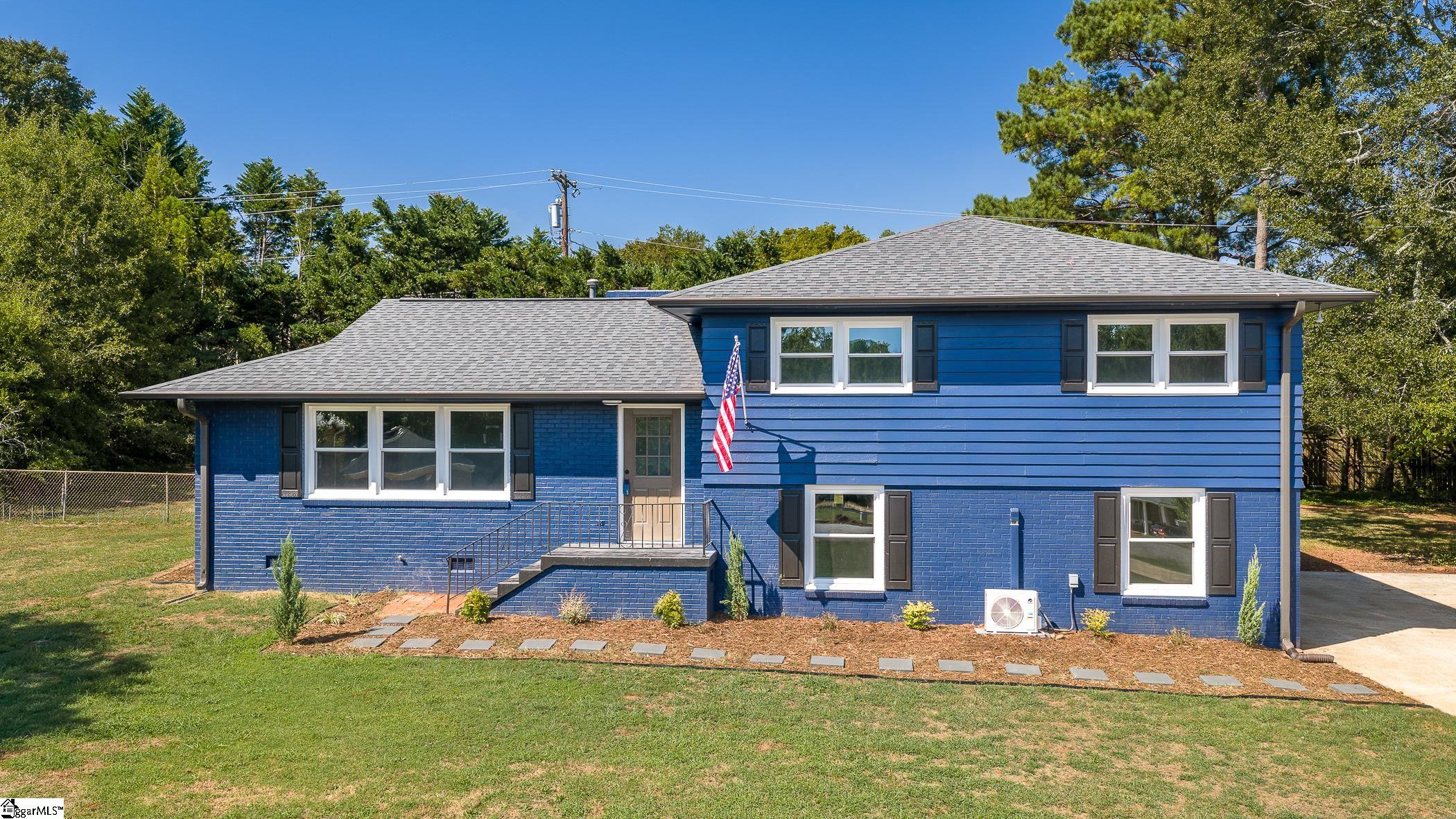 2409 Villa Court Property Photo 1