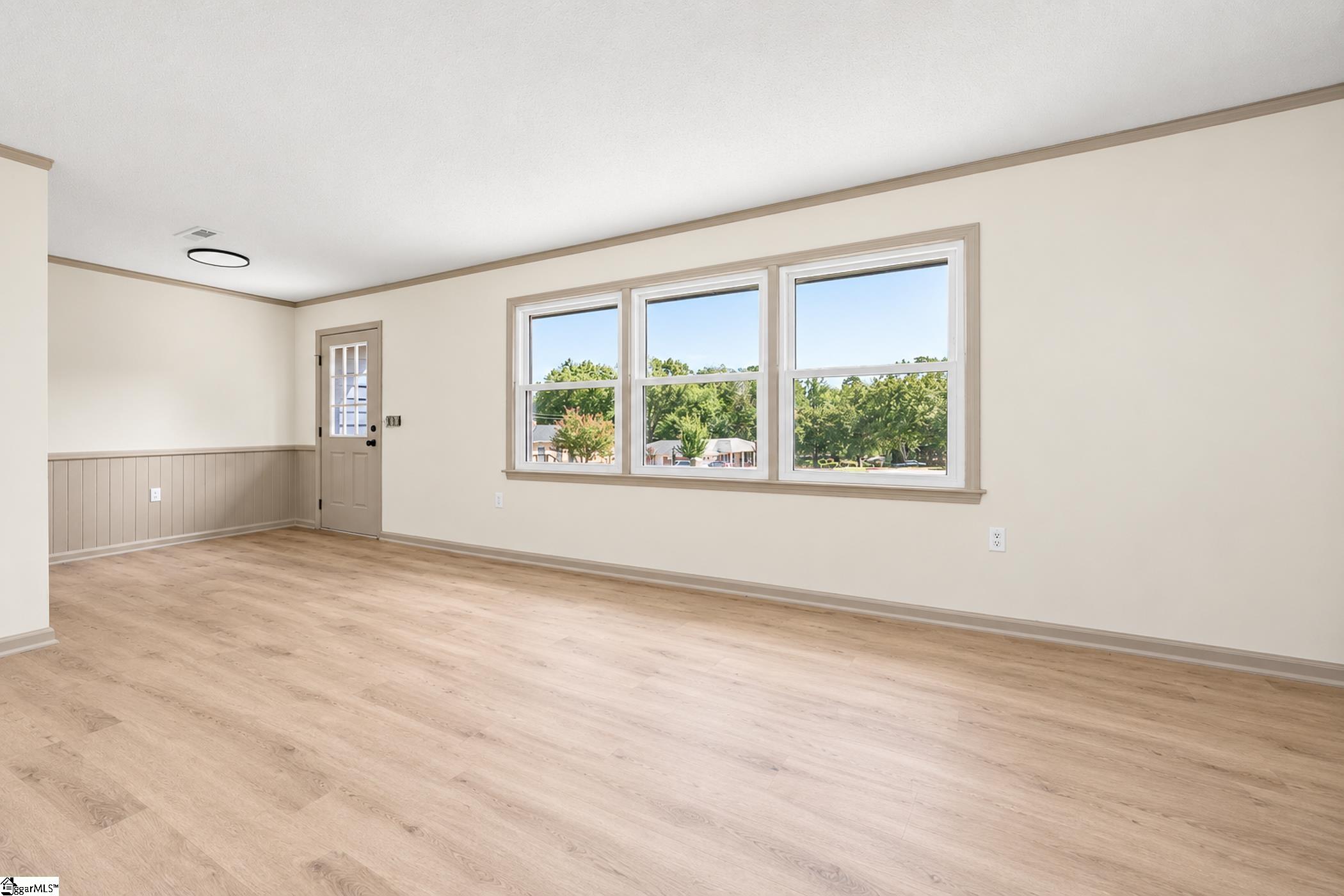2409 Villa Court Property Photo 7
