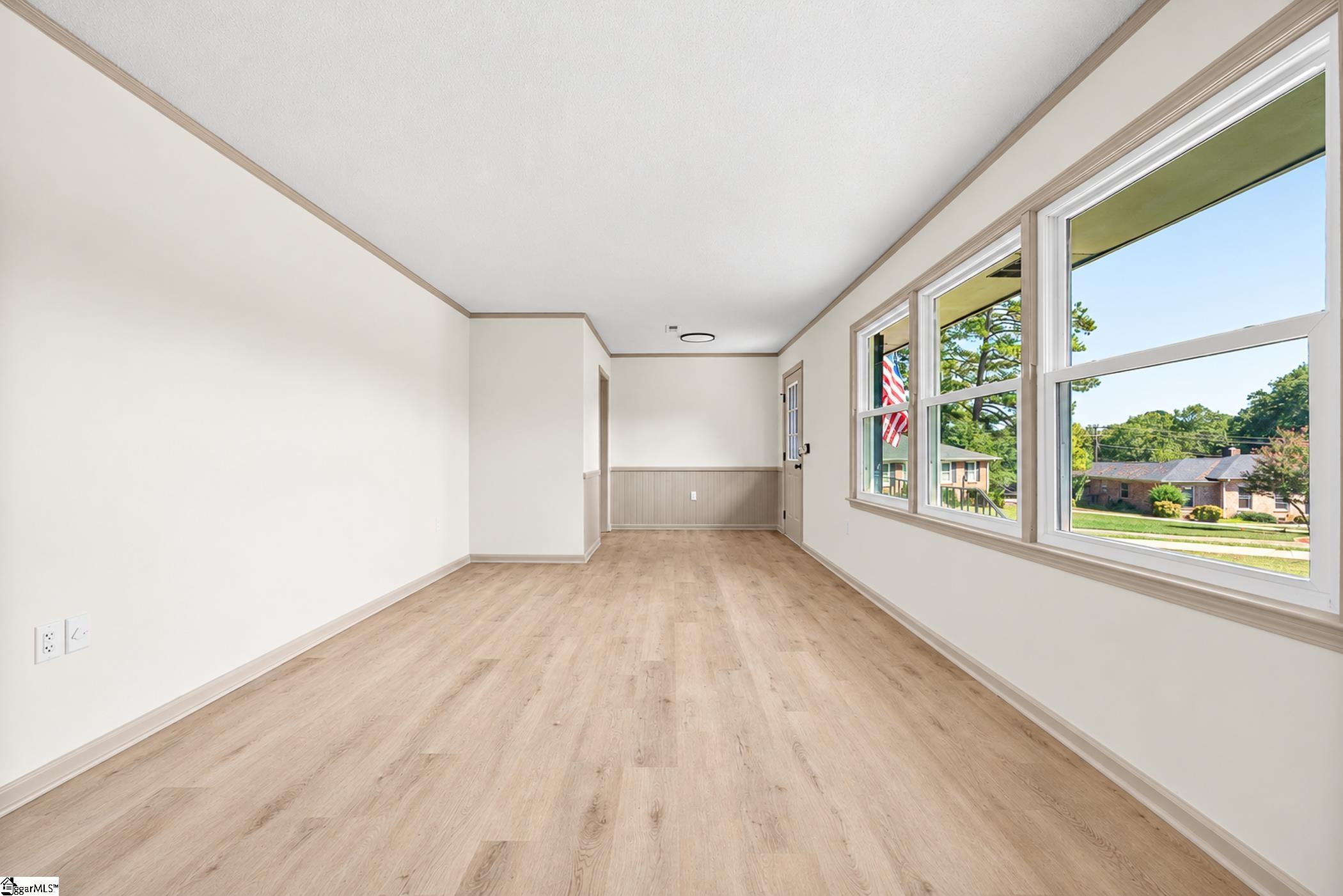 2409 Villa Court Property Photo 8