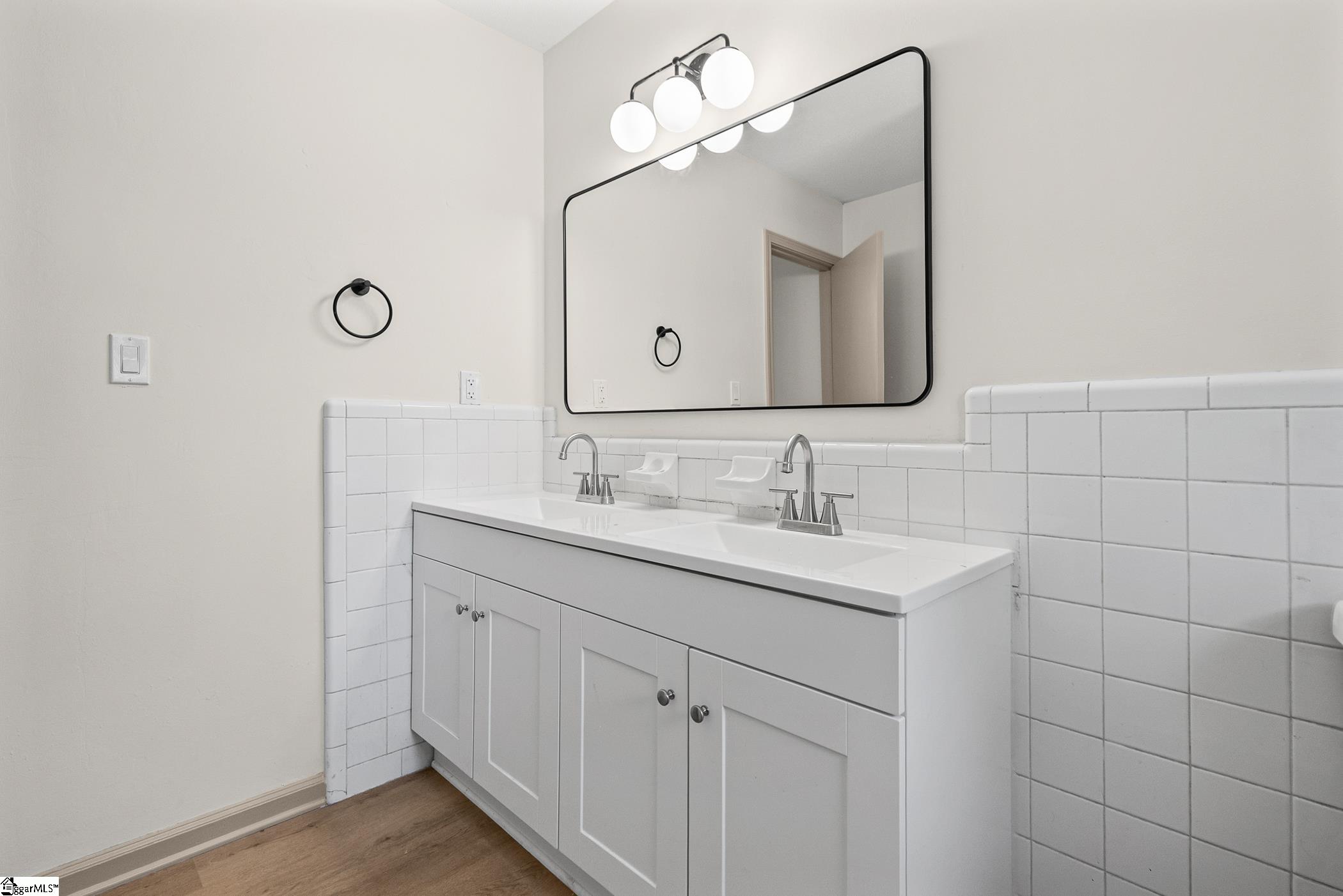 2409 Villa Court Property Photo 15