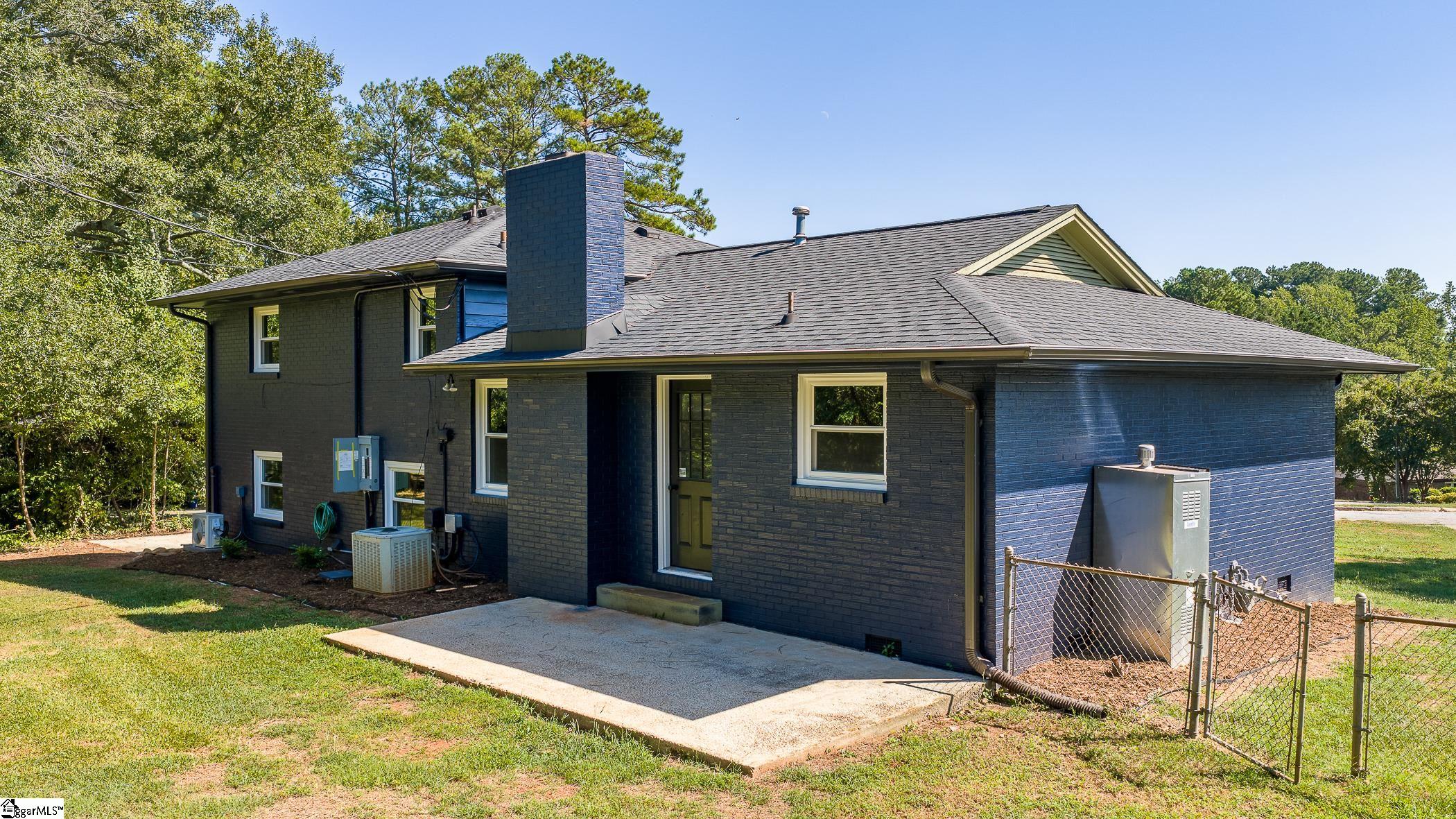 2409 Villa Court Property Photo 24