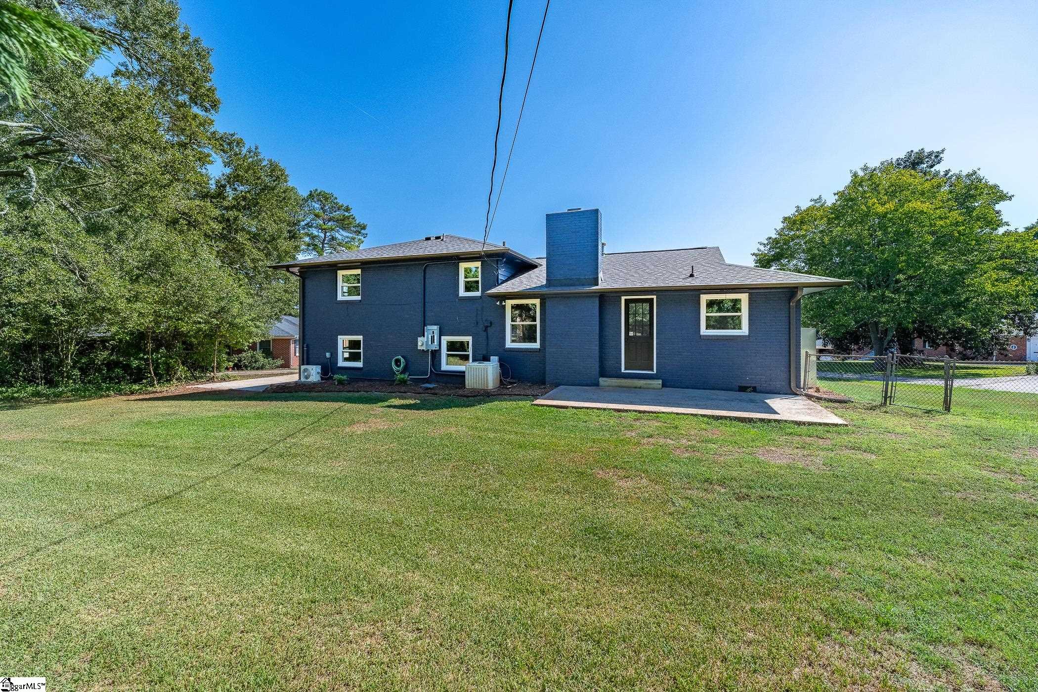 2409 Villa Court Property Photo 25