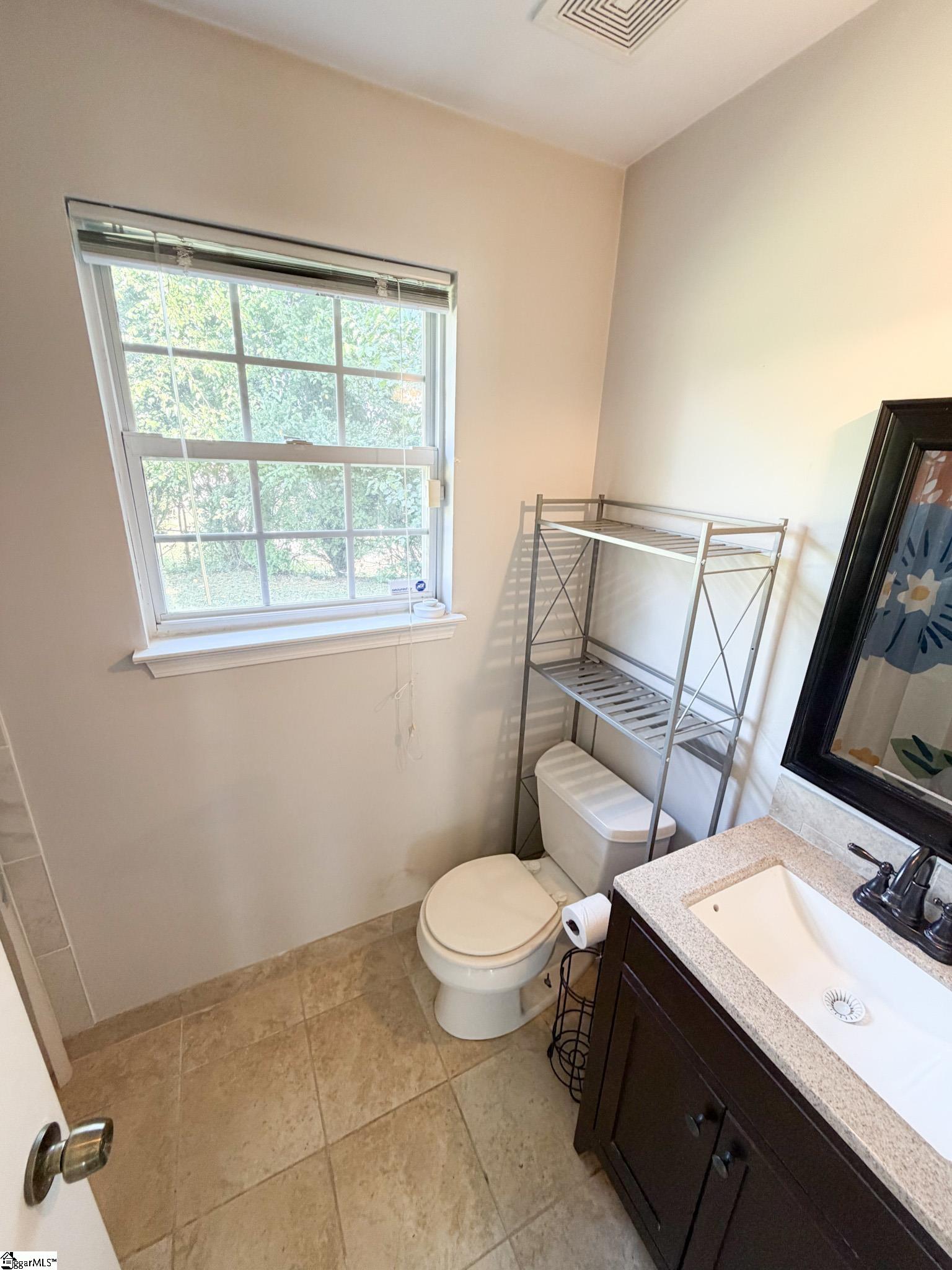 8 Bass Way Property Photo 9