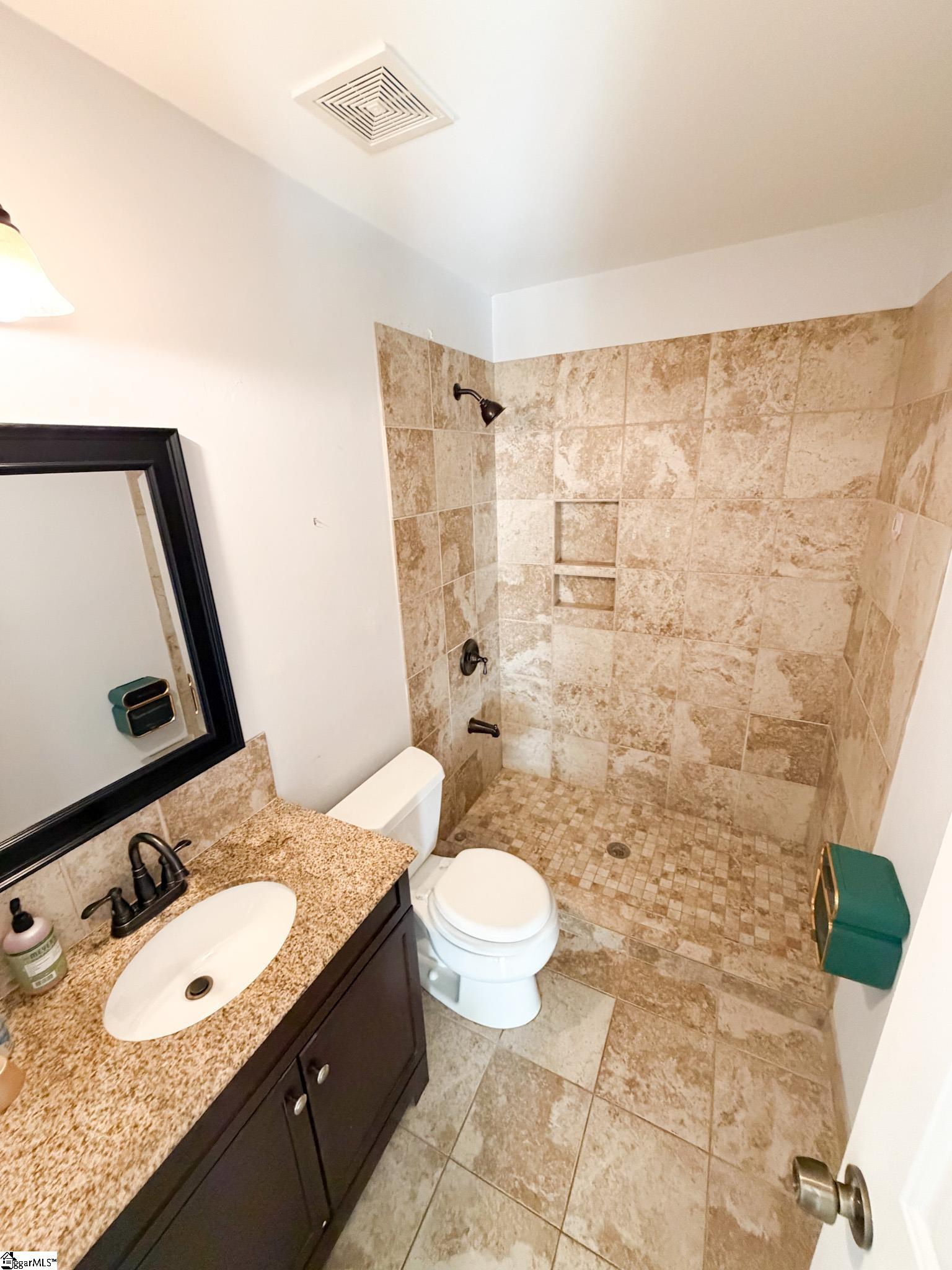 8 Bass Way Property Photo 12