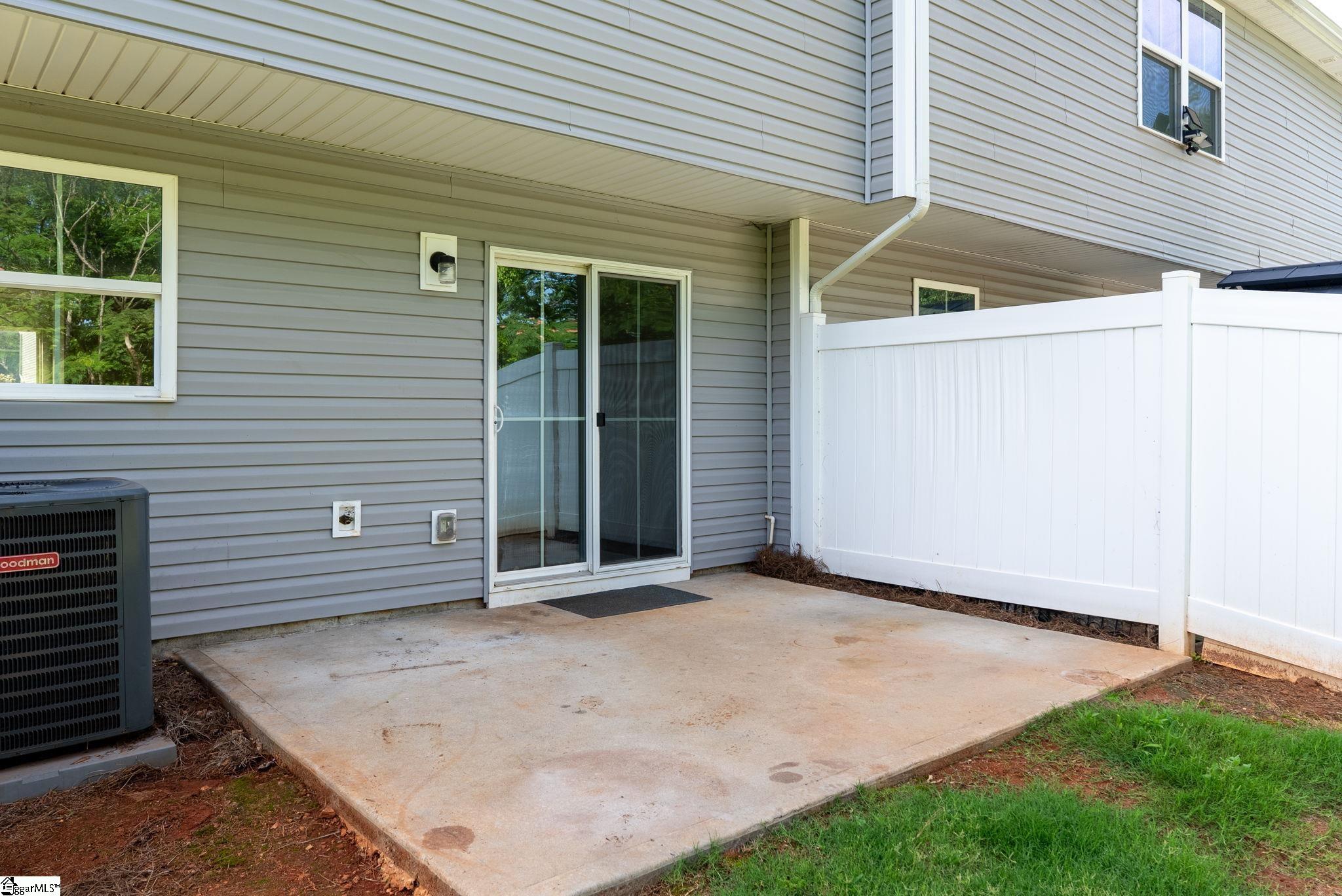 545 Hampton Townes Drive Property Photo 25