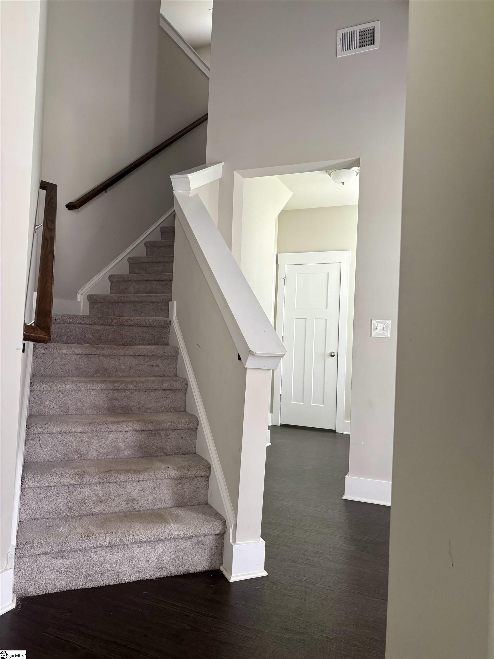 109 Creekhaven Lane Property Photo 17
