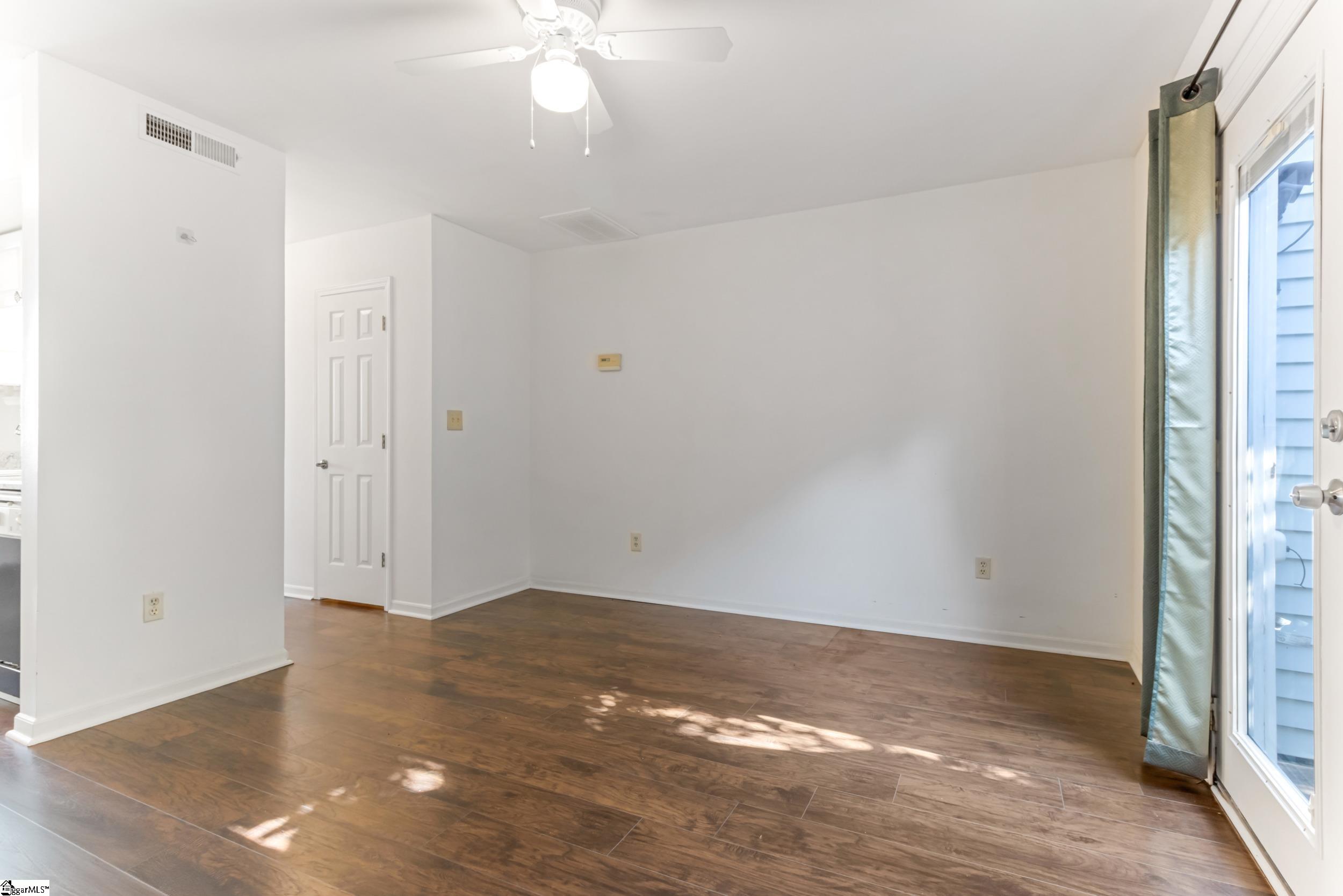 8 Bear Grass Court Property Photo 14