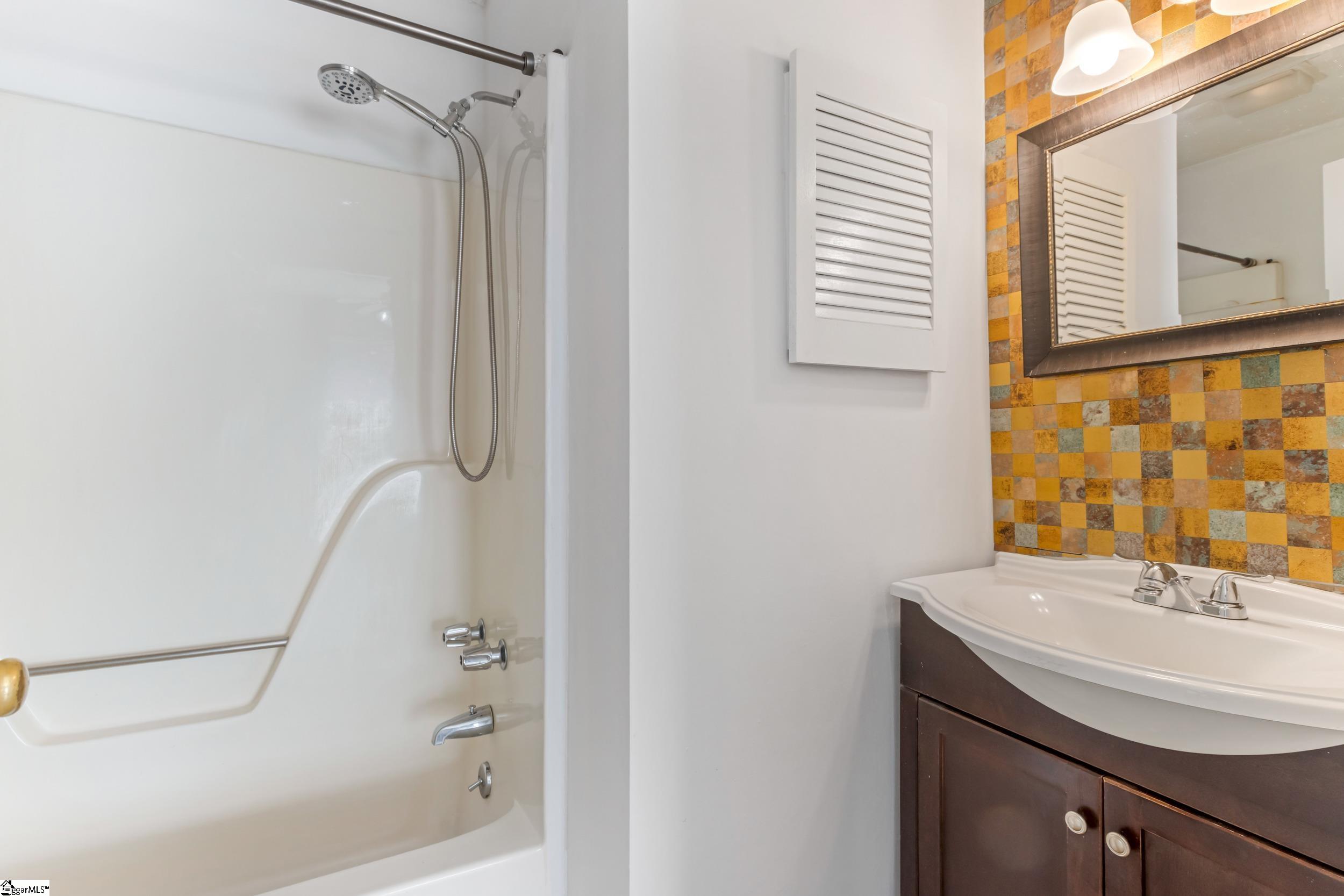 8 Bear Grass Court Property Photo 25