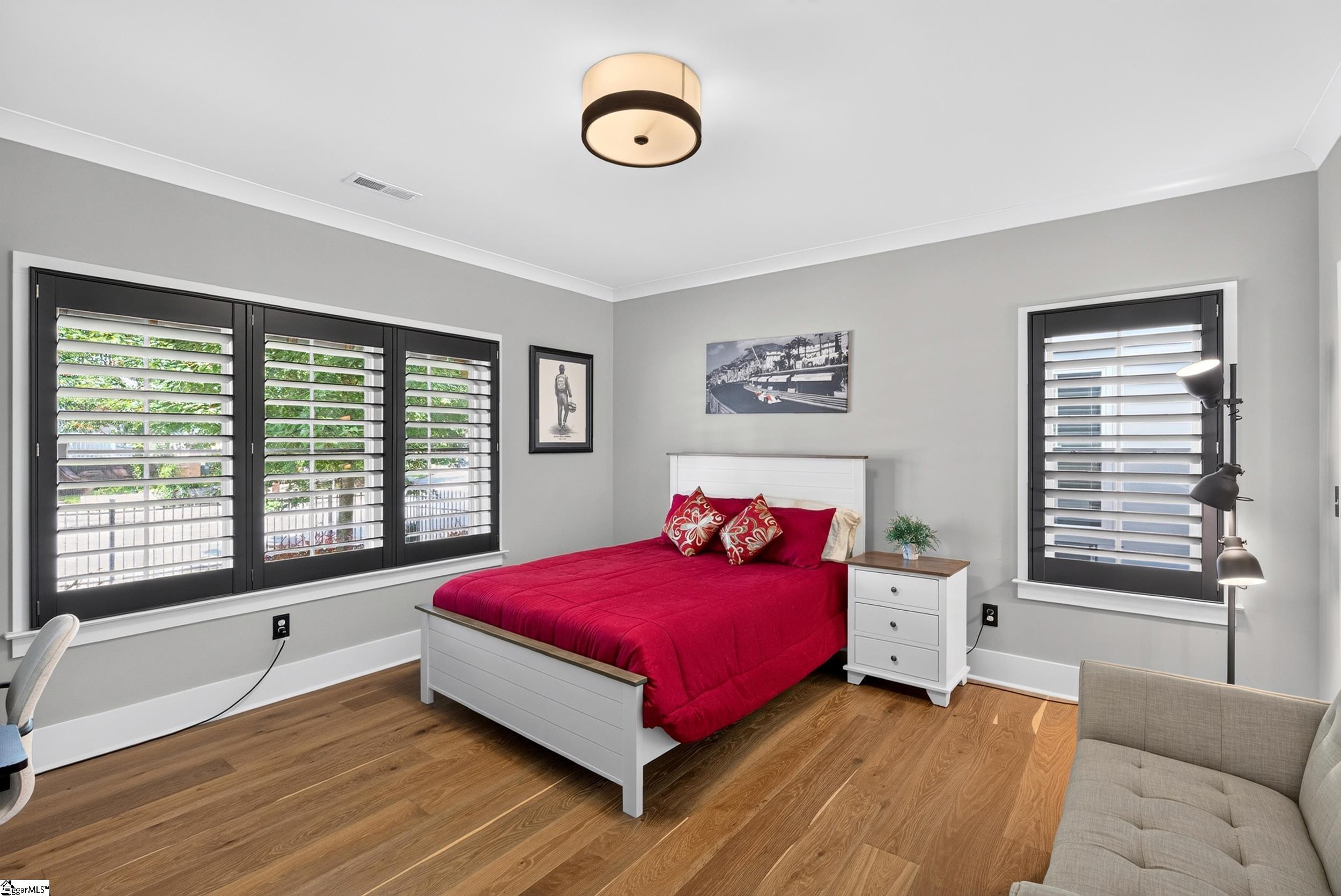 14 Perry Avenue Property Photo 10
