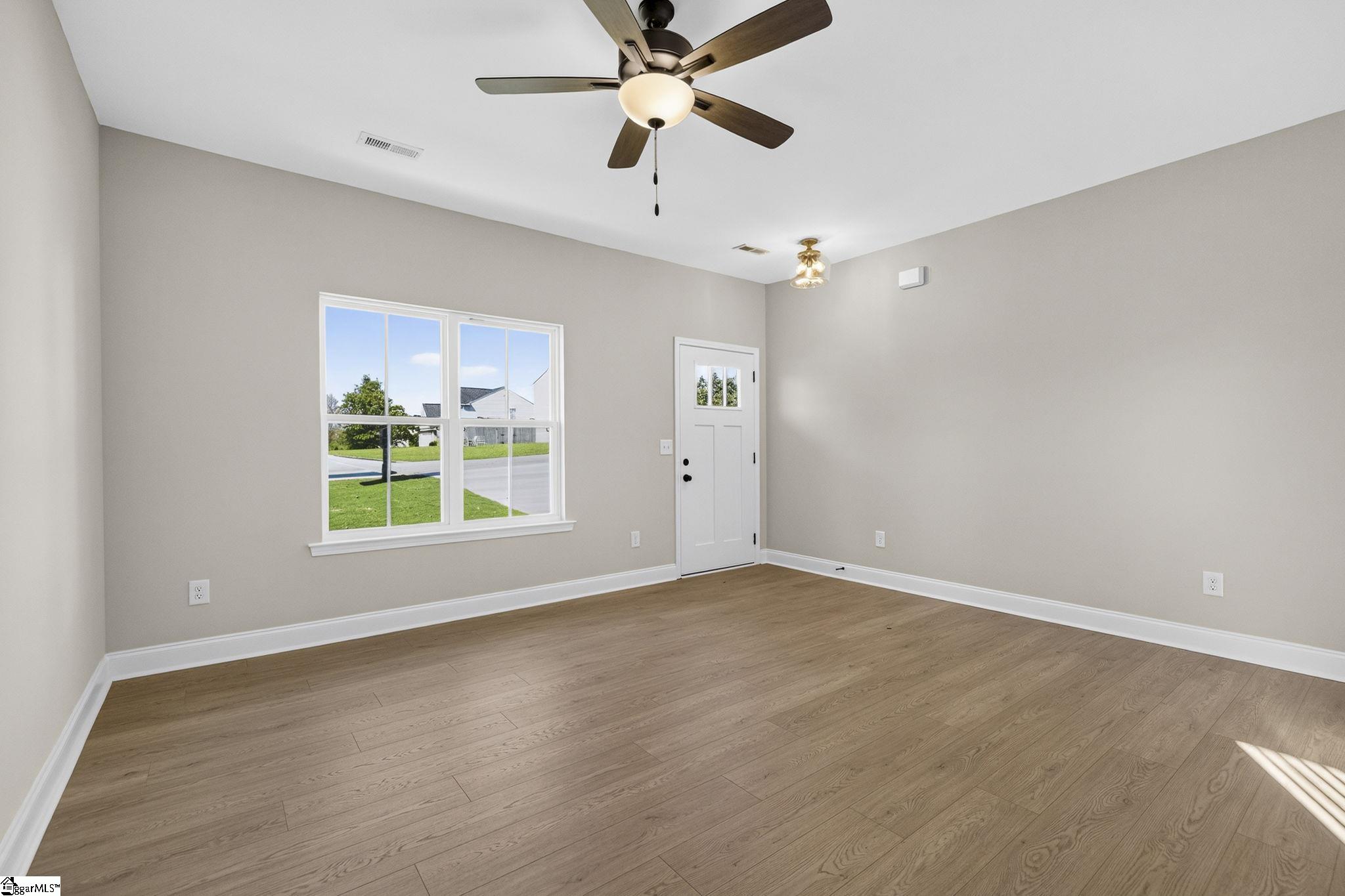 335 Carnahan Drive Property Photo 7