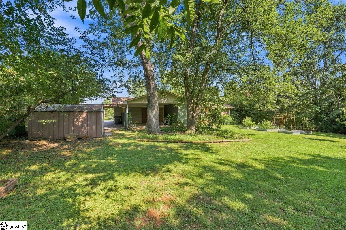 223 Ferndale Drive Property Photo 34