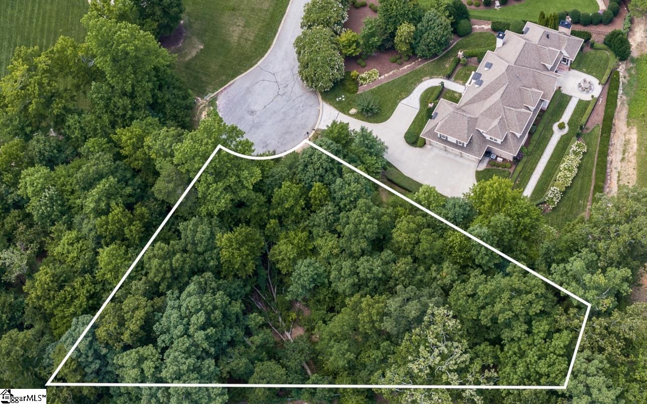 207 Colmar Court Property Photo 7