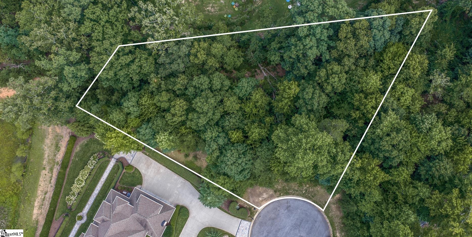 207 Colmar Court Property Photo 8