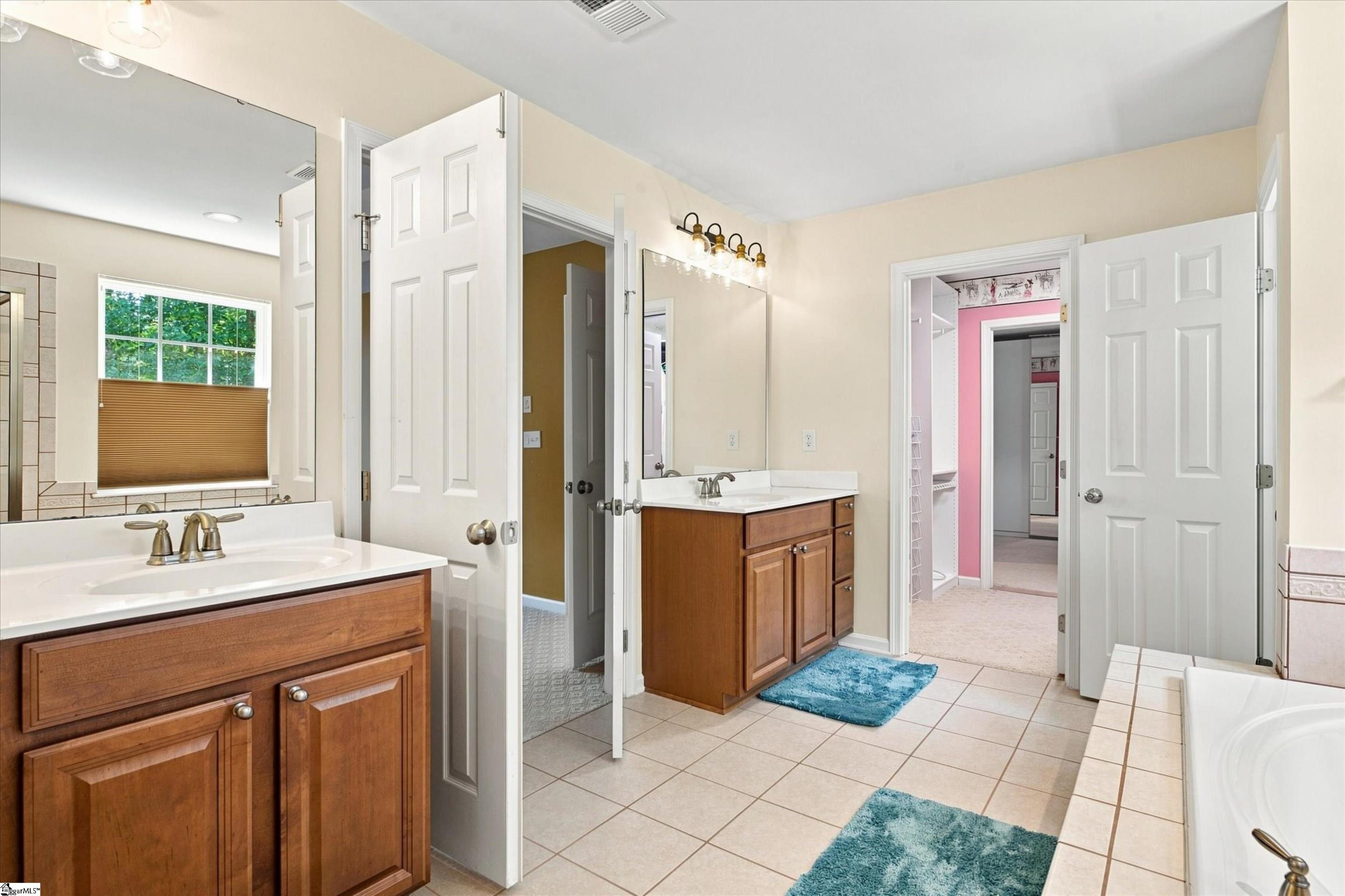 5 Neland Court Property Photo 32