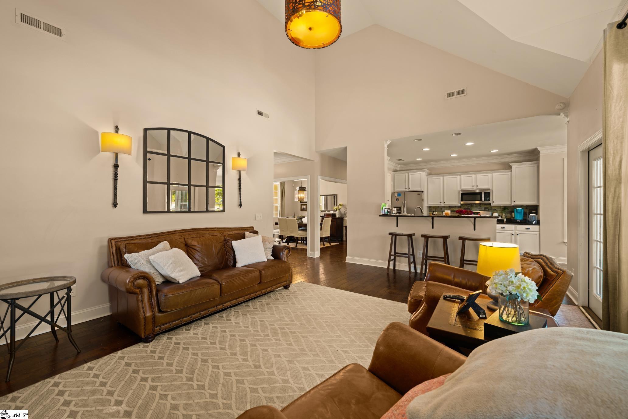 105 Childers Circle Property Photo 10
