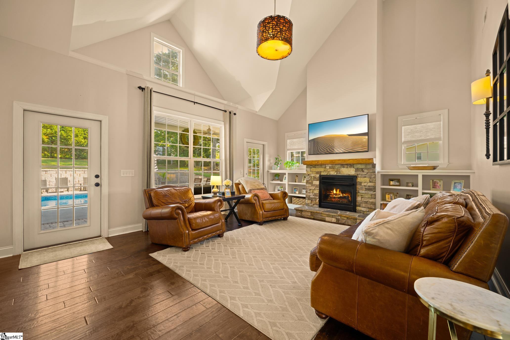 105 Childers Circle Property Photo 13