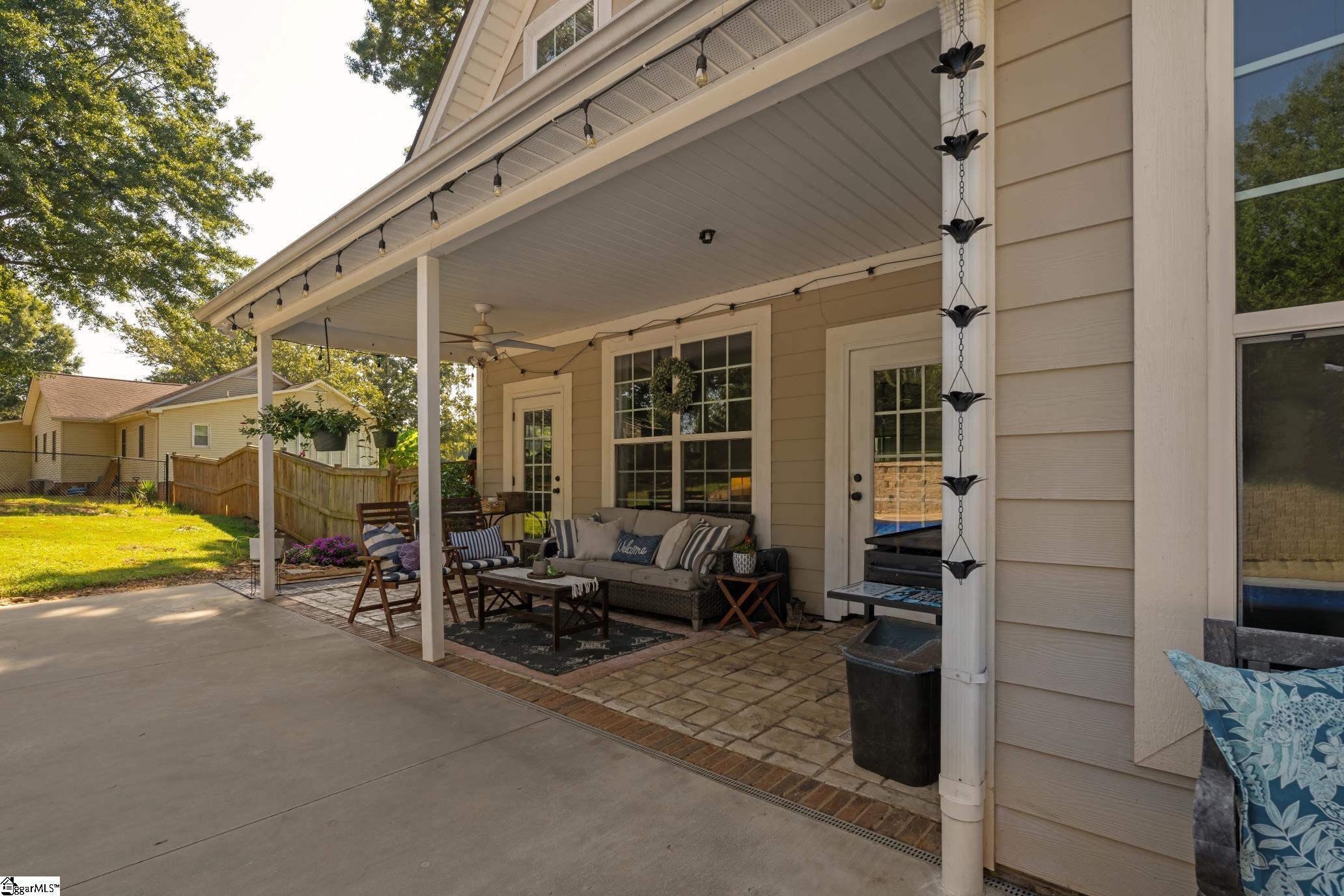 105 Childers Circle Property Photo 22