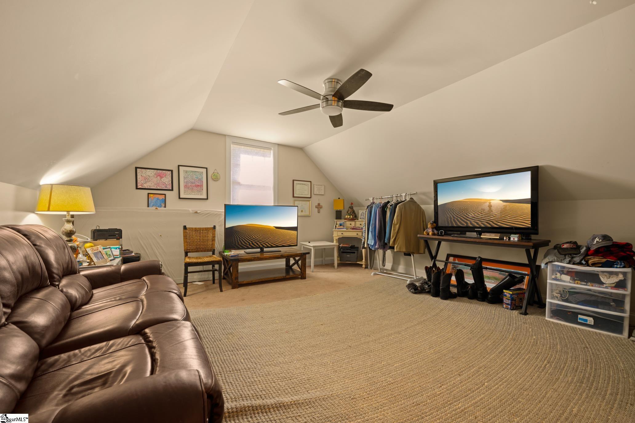 105 Childers Circle Property Photo 27