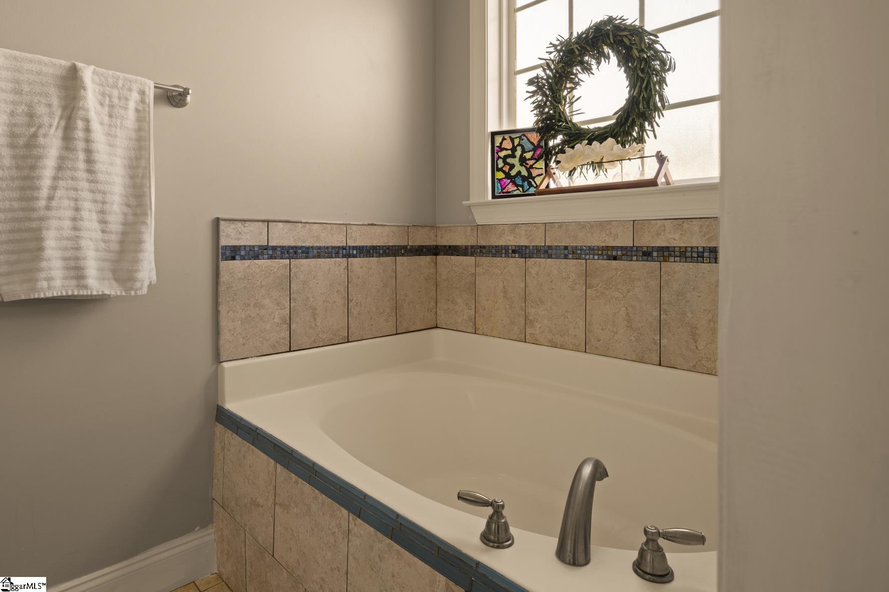105 Childers Circle Property Photo 36