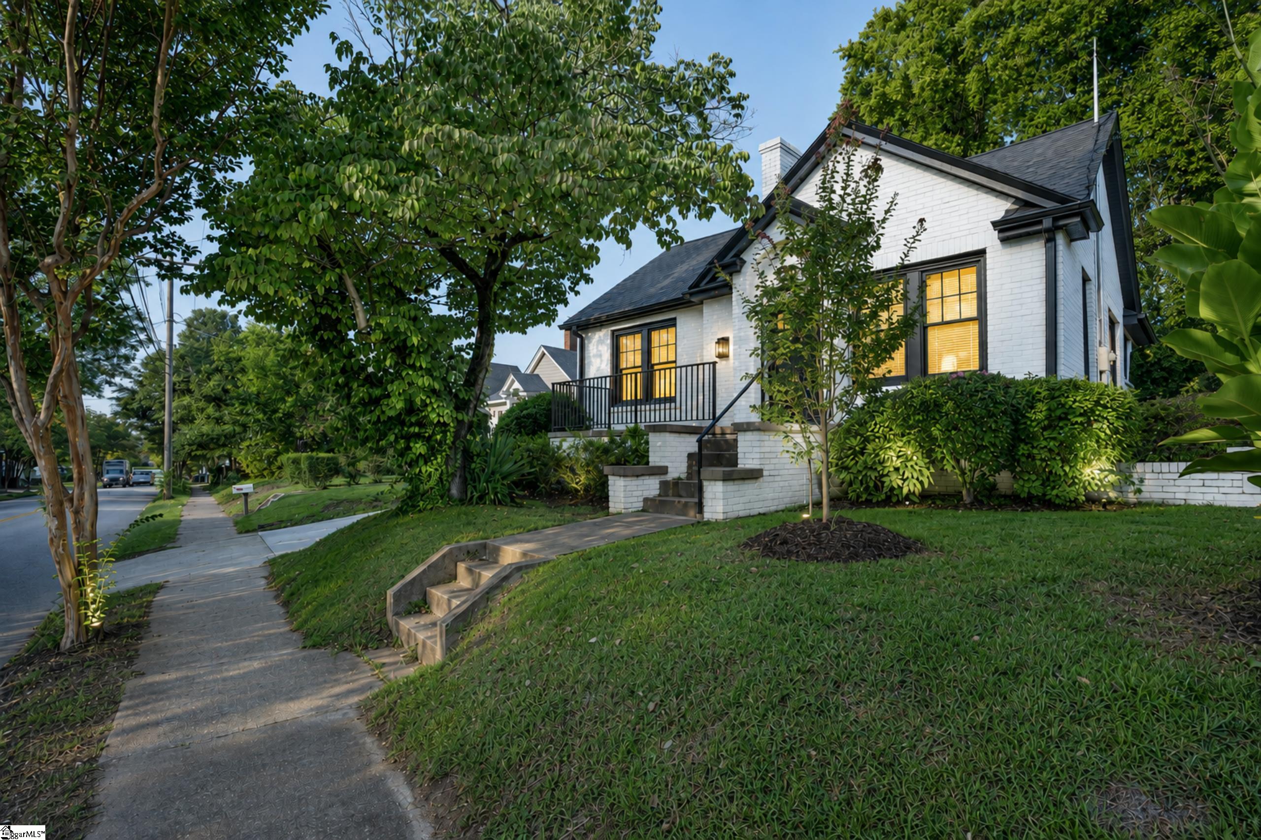 502 Green Avenue Property Photo 2