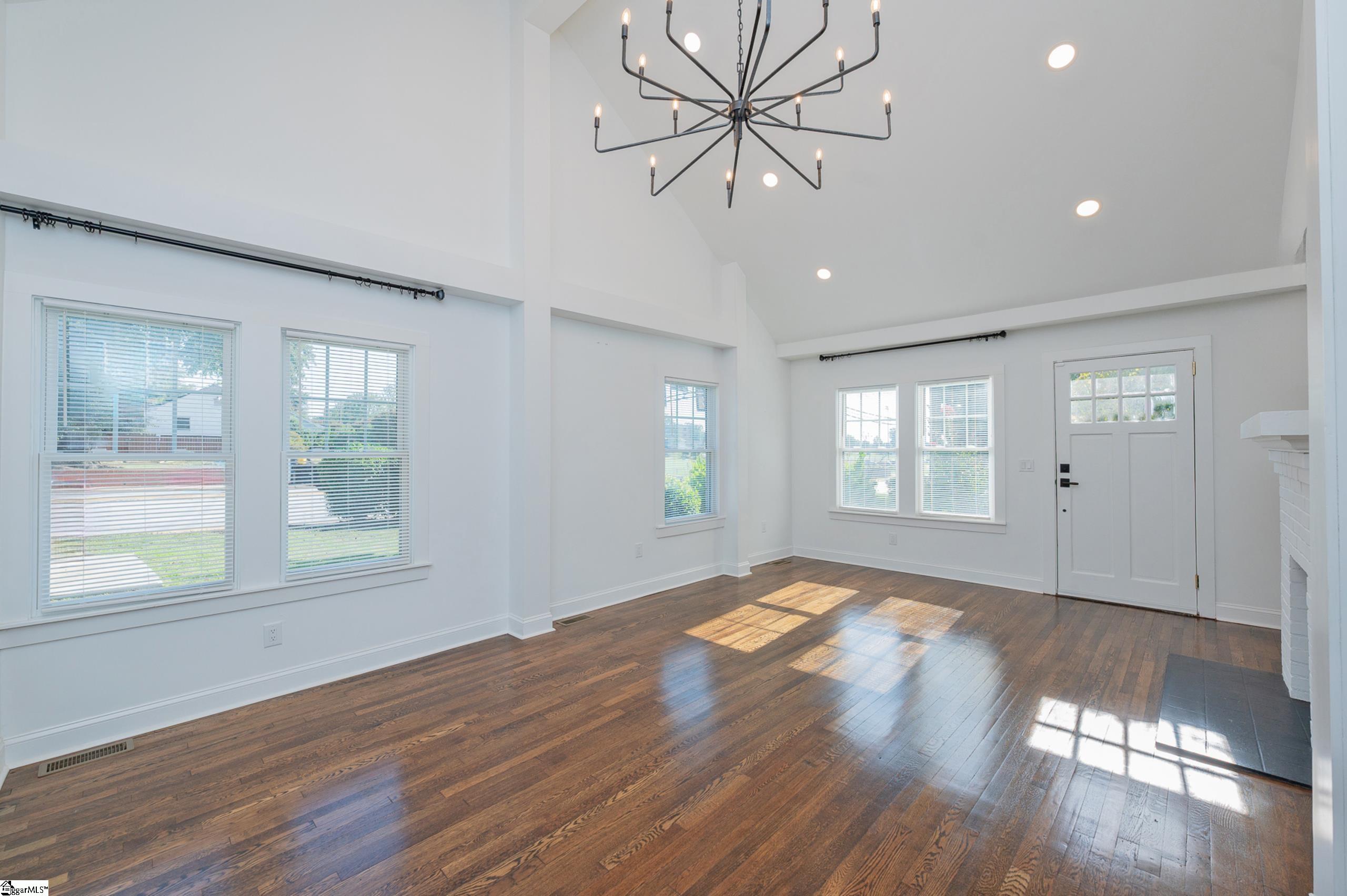 502 Green Avenue Property Photo 5