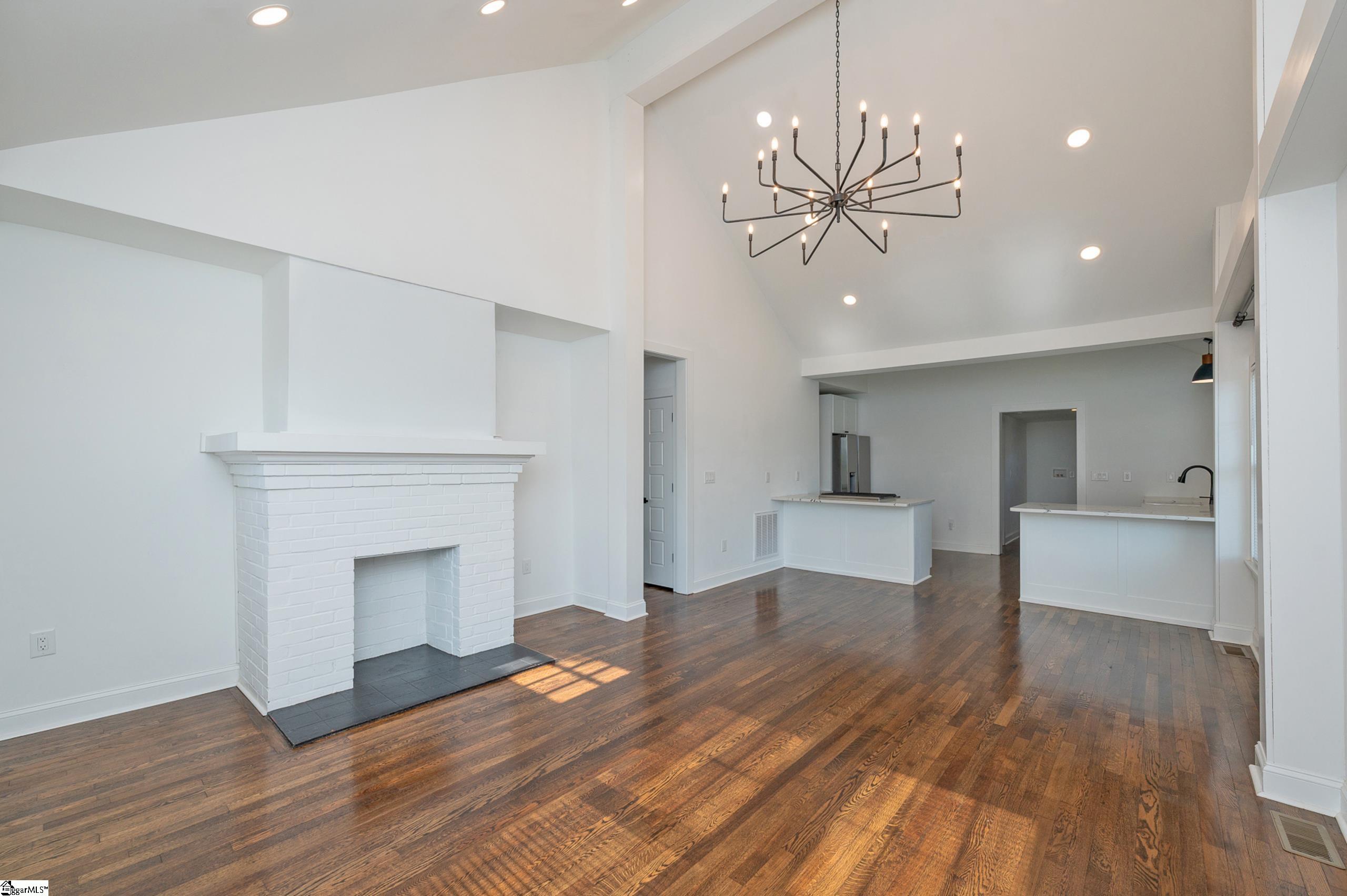 502 Green Avenue Property Photo 6