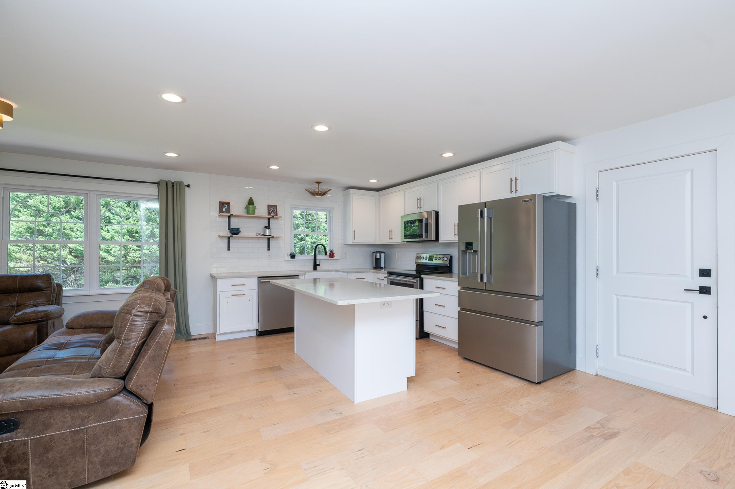 511 Woburn Court Property Photo 10