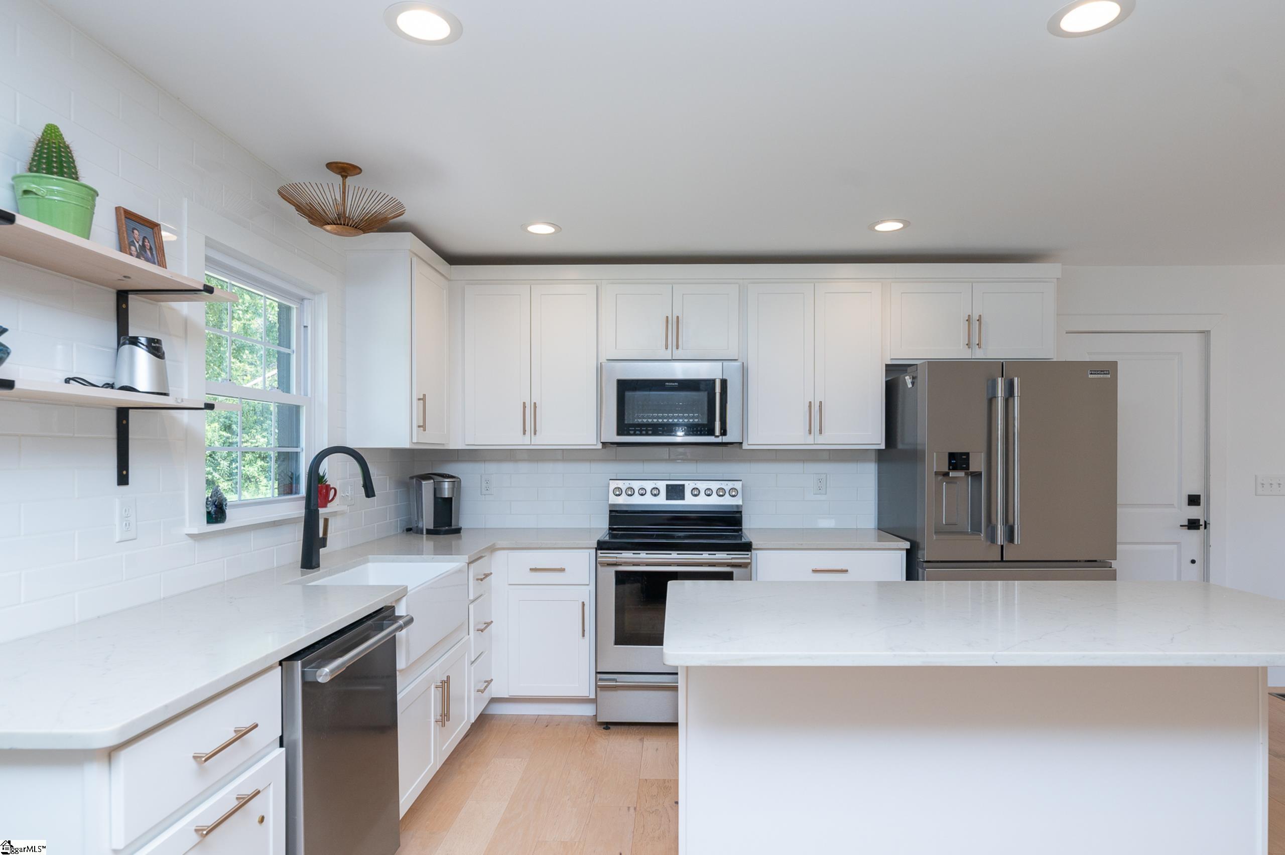 511 Woburn Court Property Photo 11