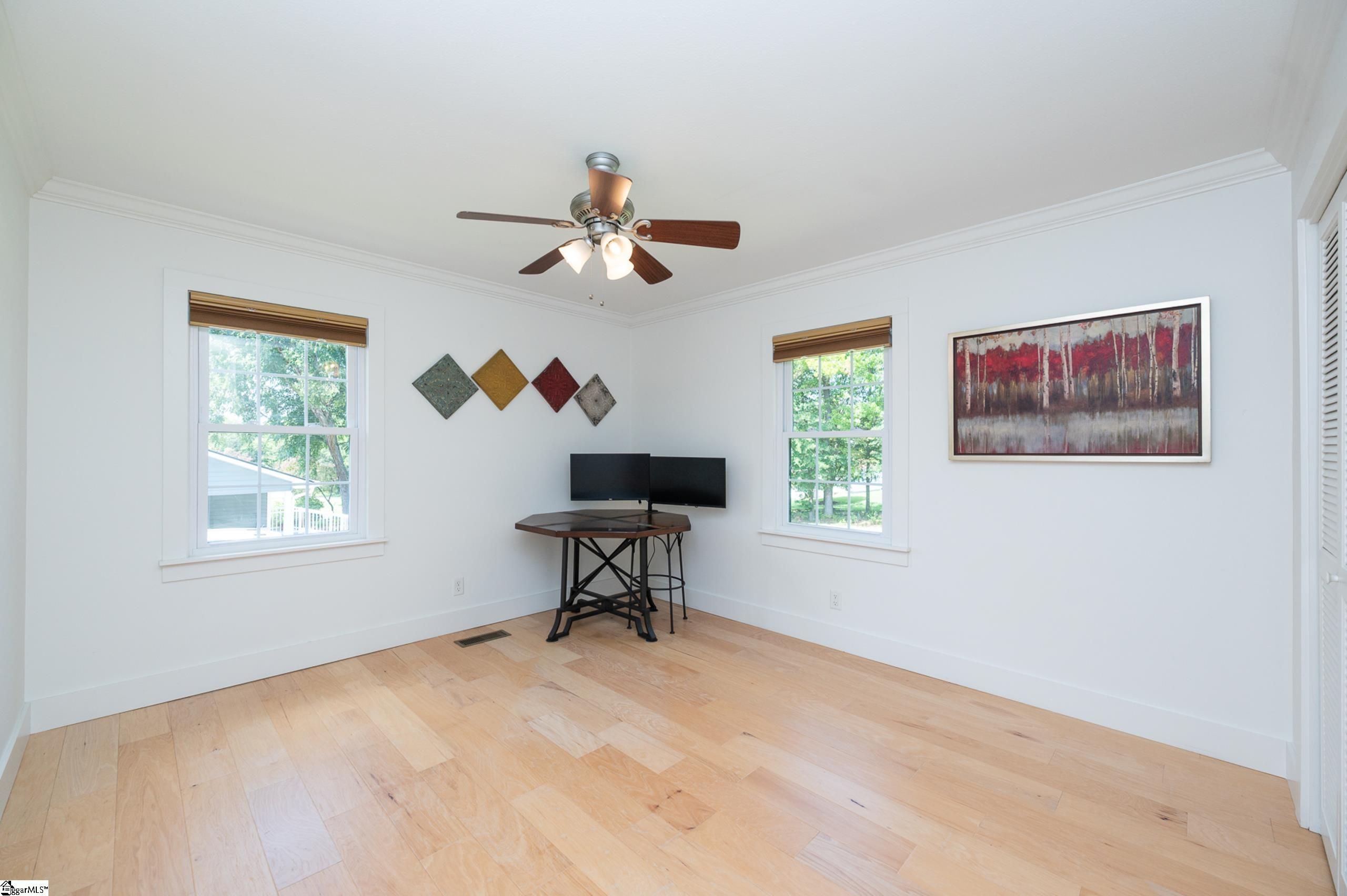 511 Woburn Court Property Photo 27