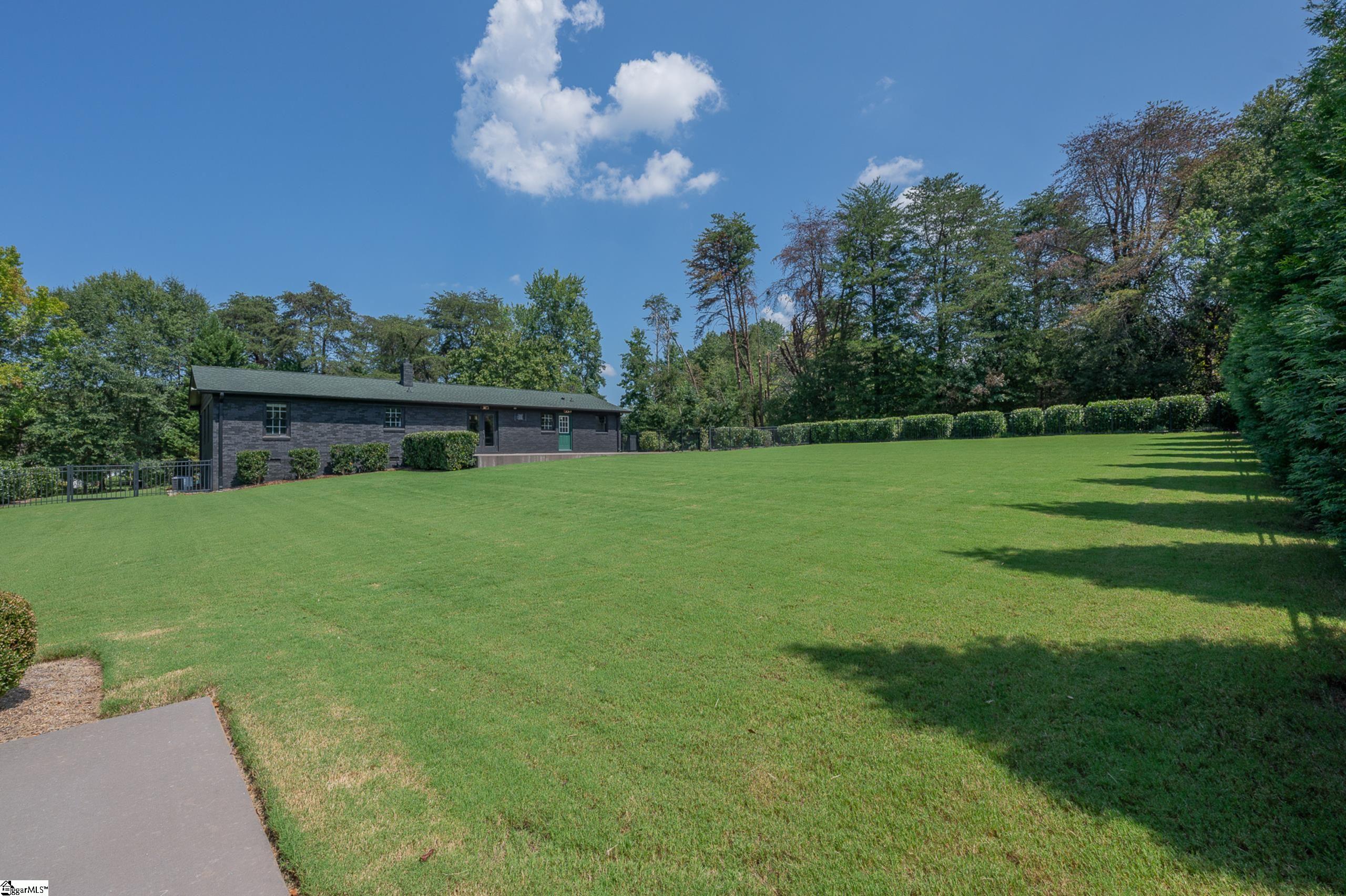511 Woburn Court Property Photo 34