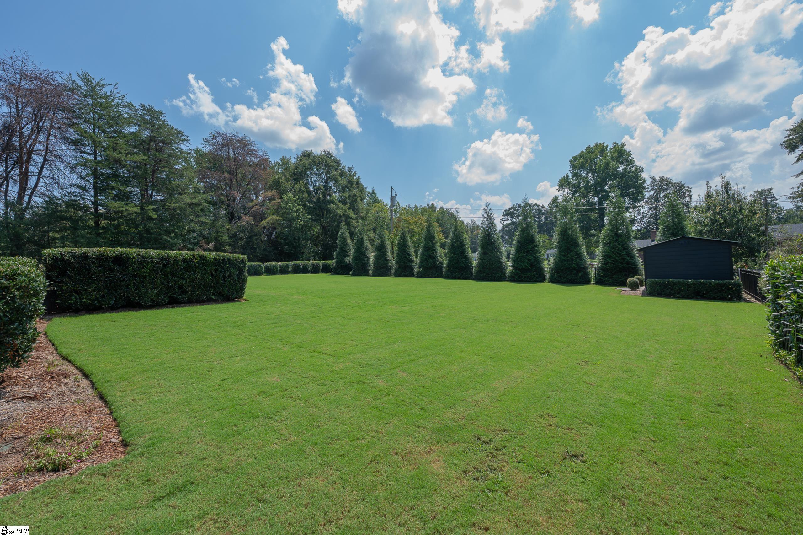 511 Woburn Court Property Photo 35