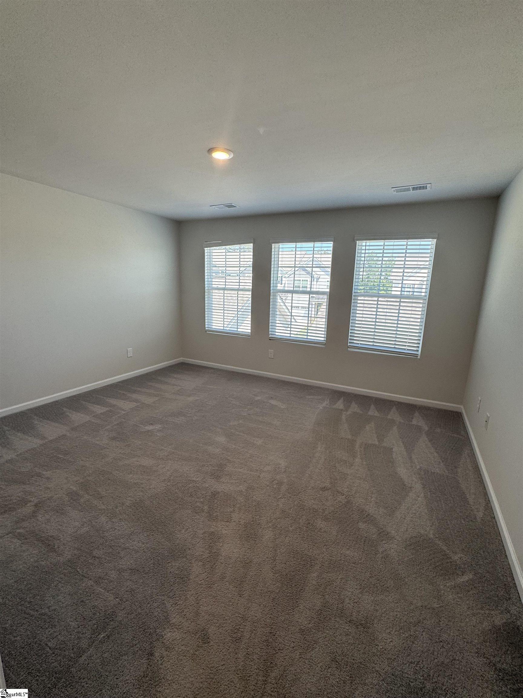 1602963 Property Photo 6