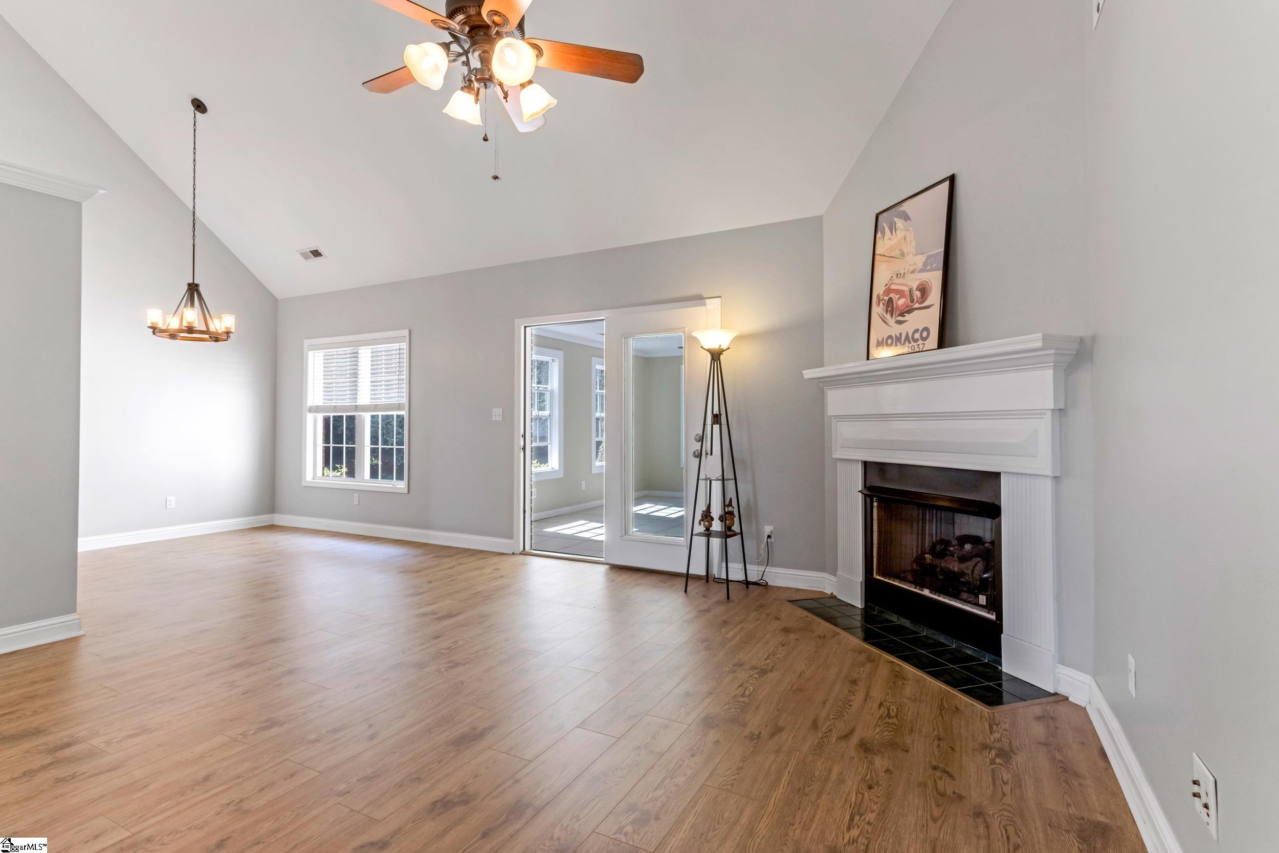 530 S Pond View Drive Property Photo 9