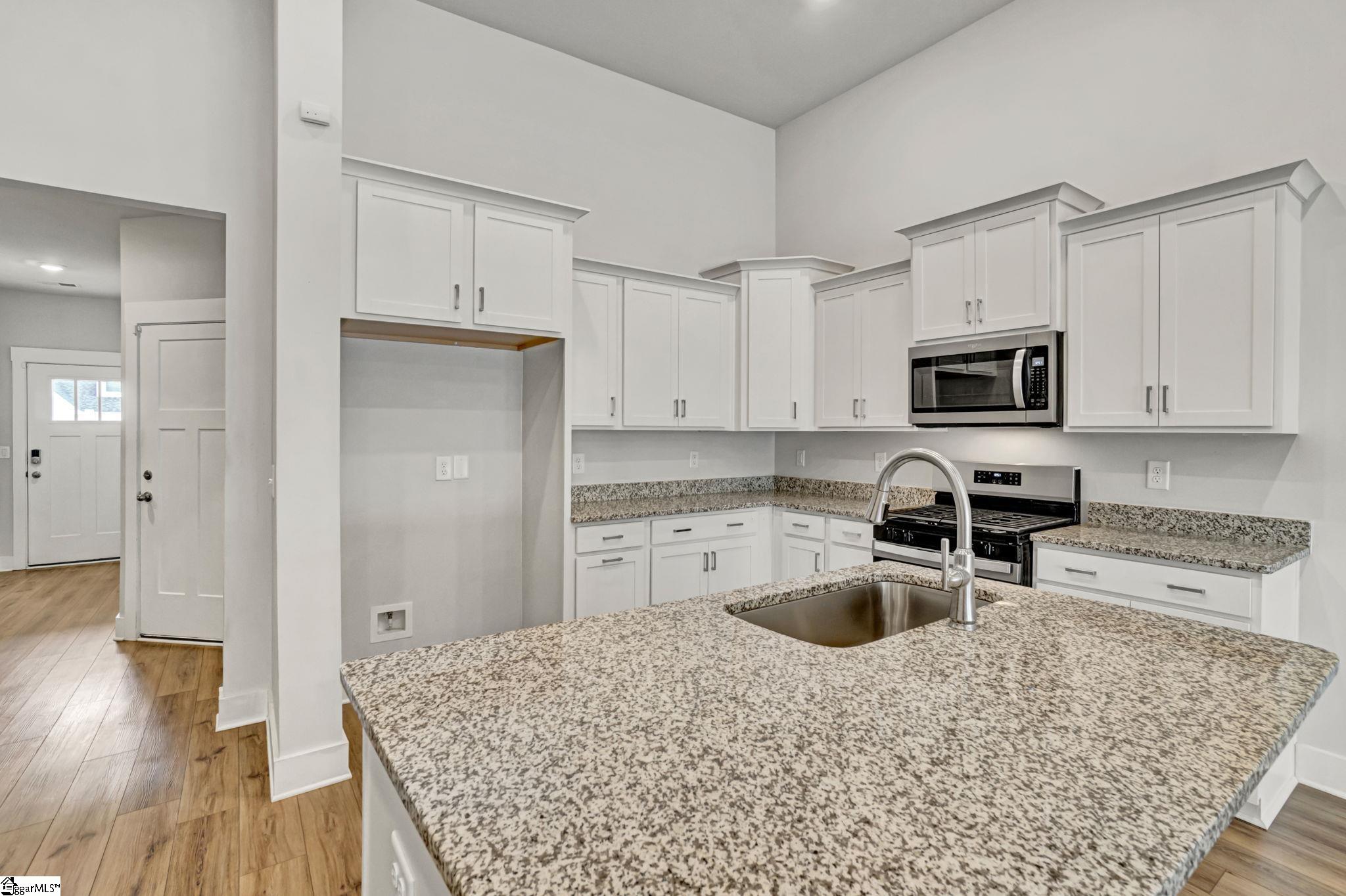 227 Woodhouse Way Property Photo 5