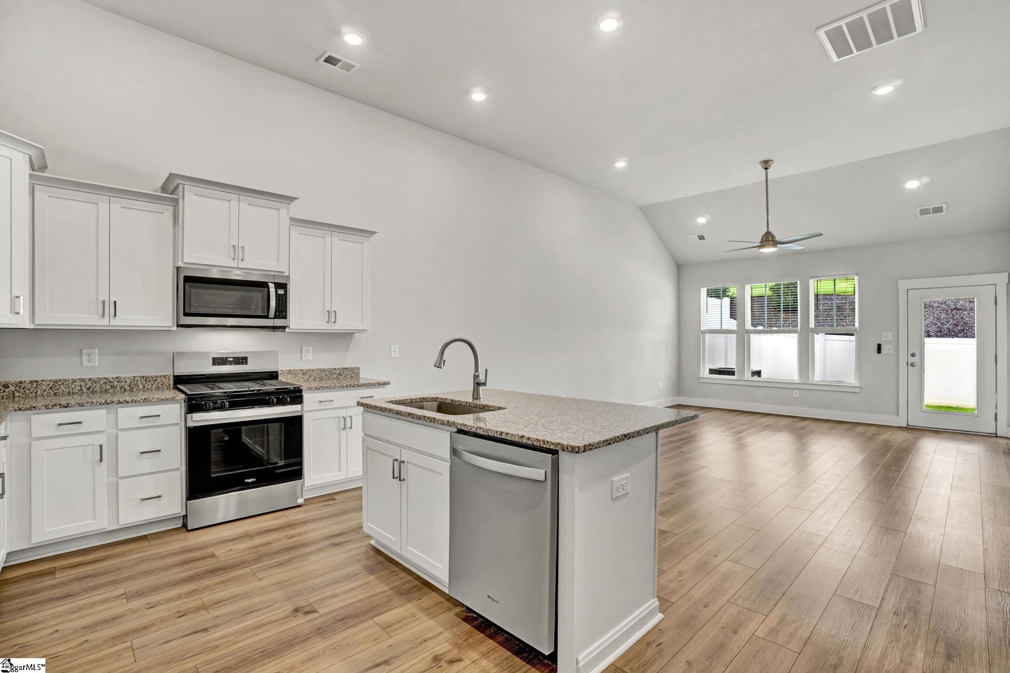 227 Woodhouse Way Property Photo 6