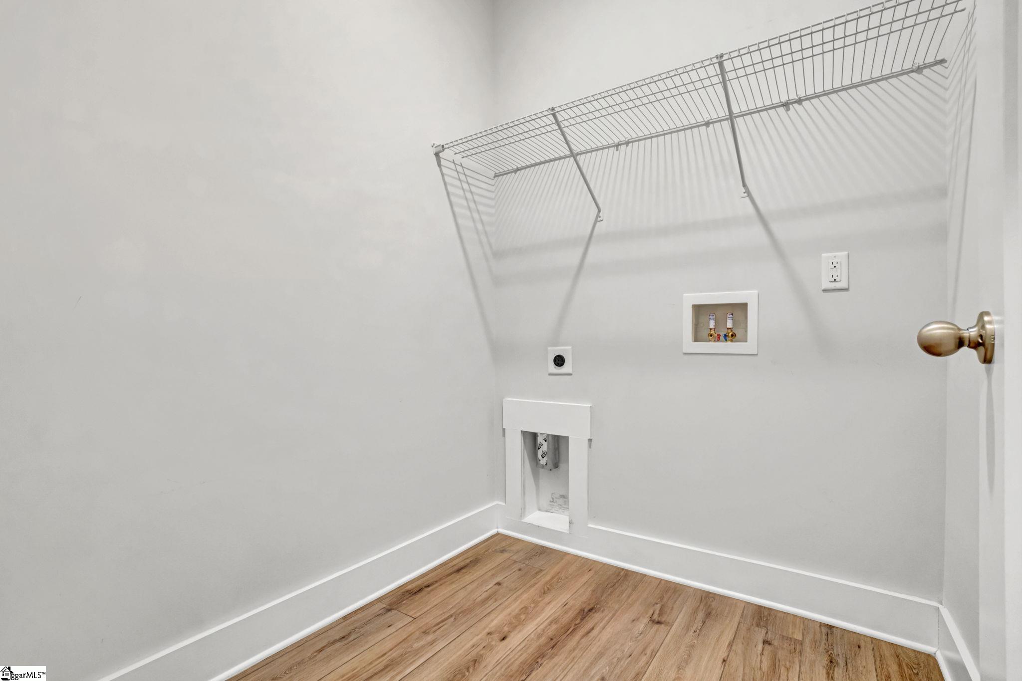 227 Woodhouse Way Property Photo 18