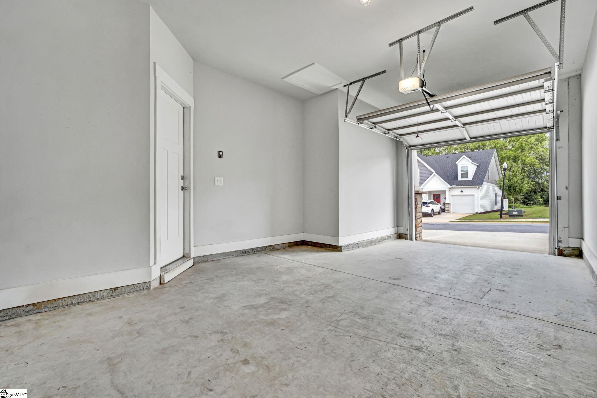227 Woodhouse Way Property Photo 36